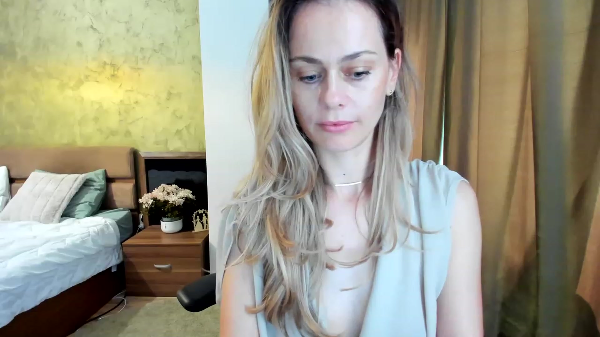 Gallery image thumbnail from DebraPaige's myfreecams stream on, 07/07/2023, 08:18 image 9 of 20