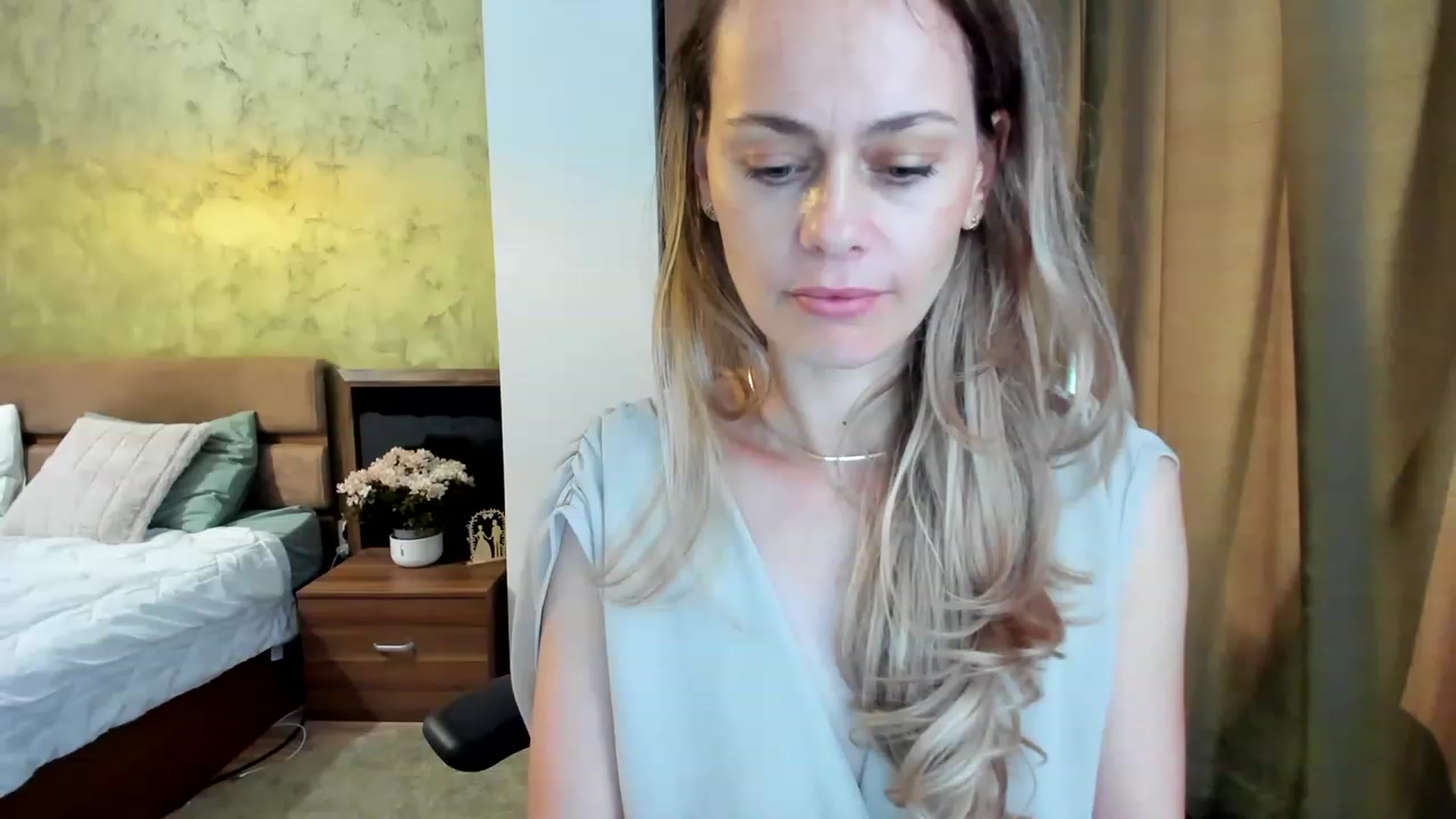 Gallery image thumbnail from DebraPaige's myfreecams stream on, 07/07/2023, 08:18 image 5 of 20