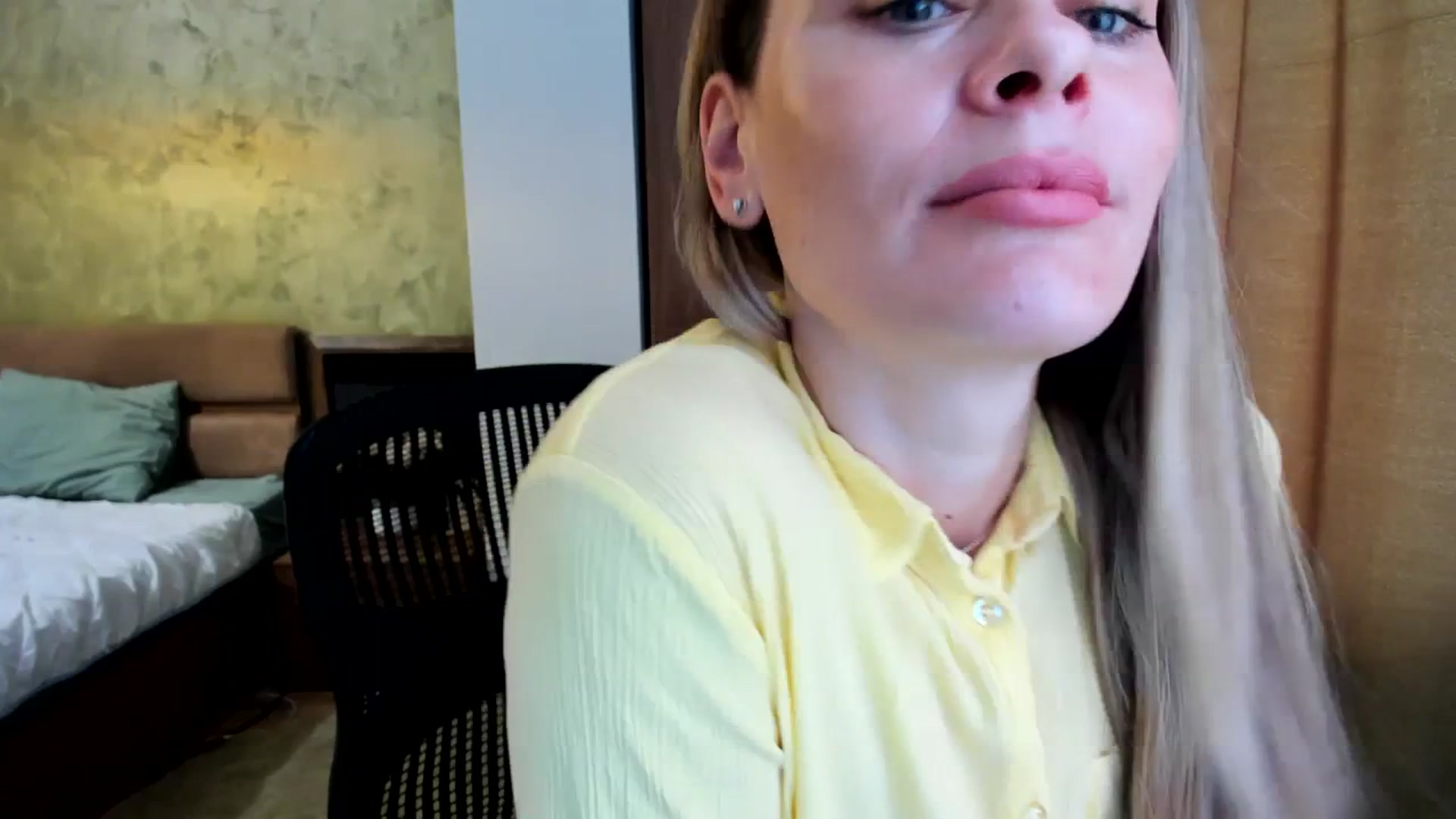 Gallery image thumbnail from DebraPaige's myfreecams stream on, 07/10/2023, 06:41 image 19 of 20