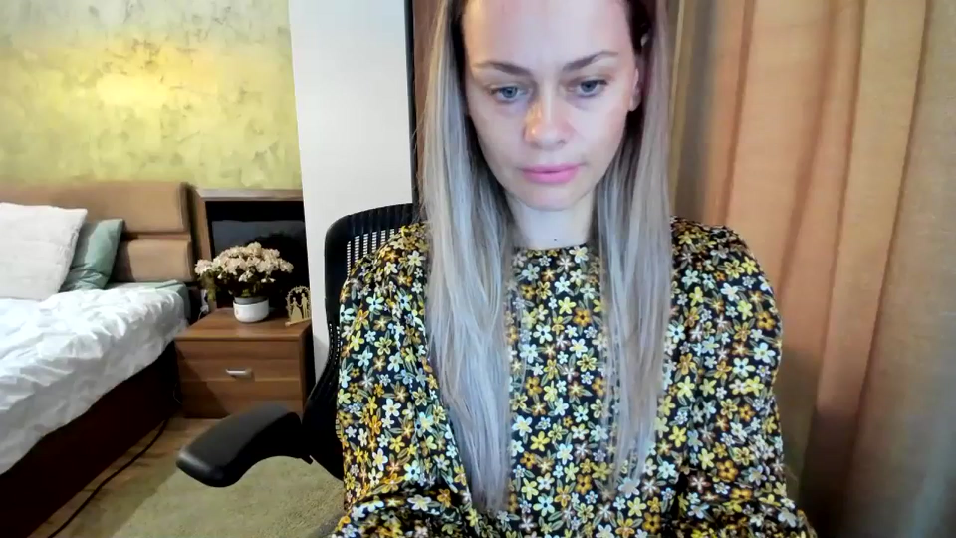 Gallery image thumbnail from DebraPaige's myfreecams stream on, 07/11/2023, 07:23 image 12 of 20