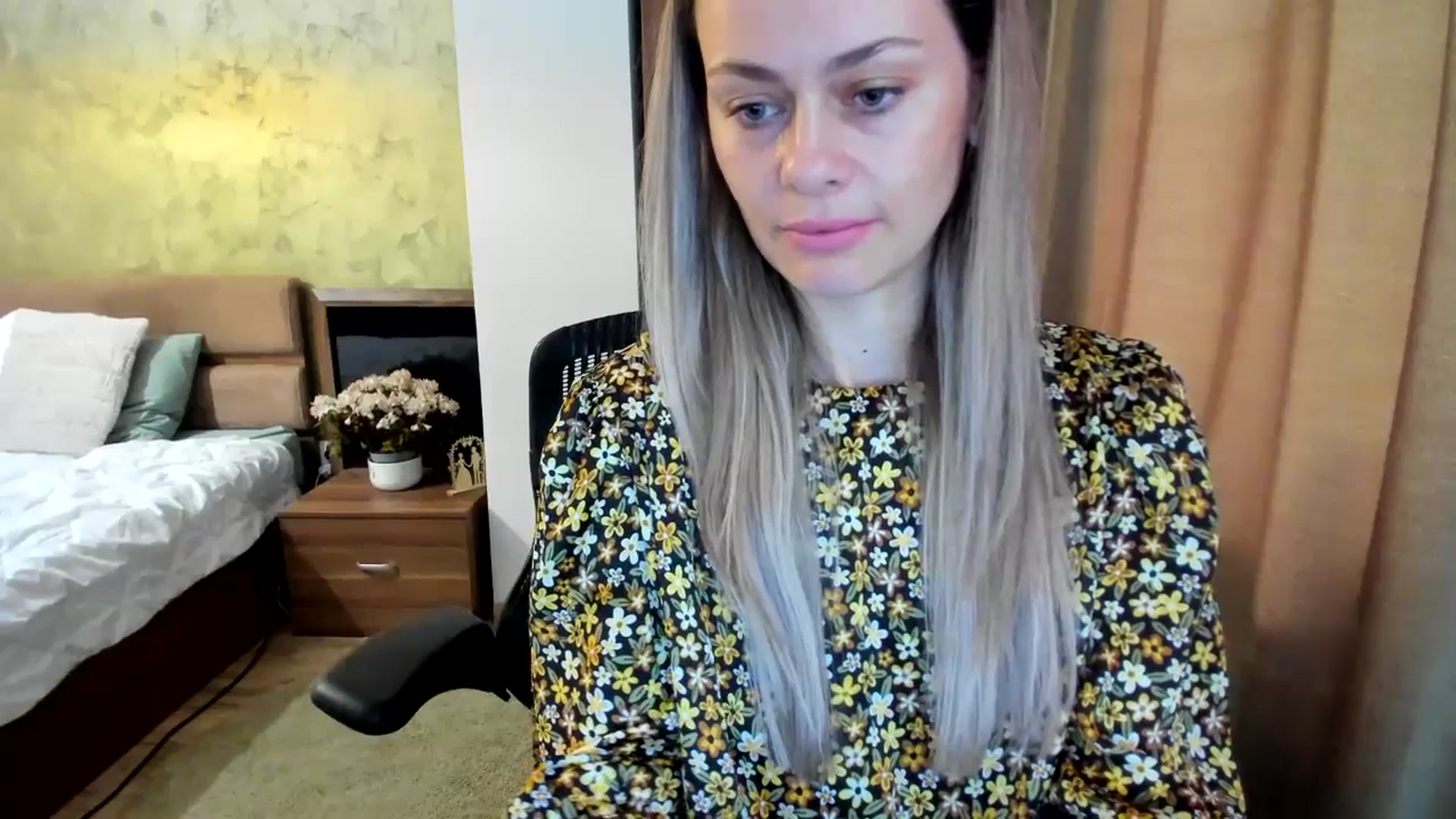 Gallery image thumbnail from DebraPaige's myfreecams stream on, 07/11/2023, 07:23 image 18 of 20