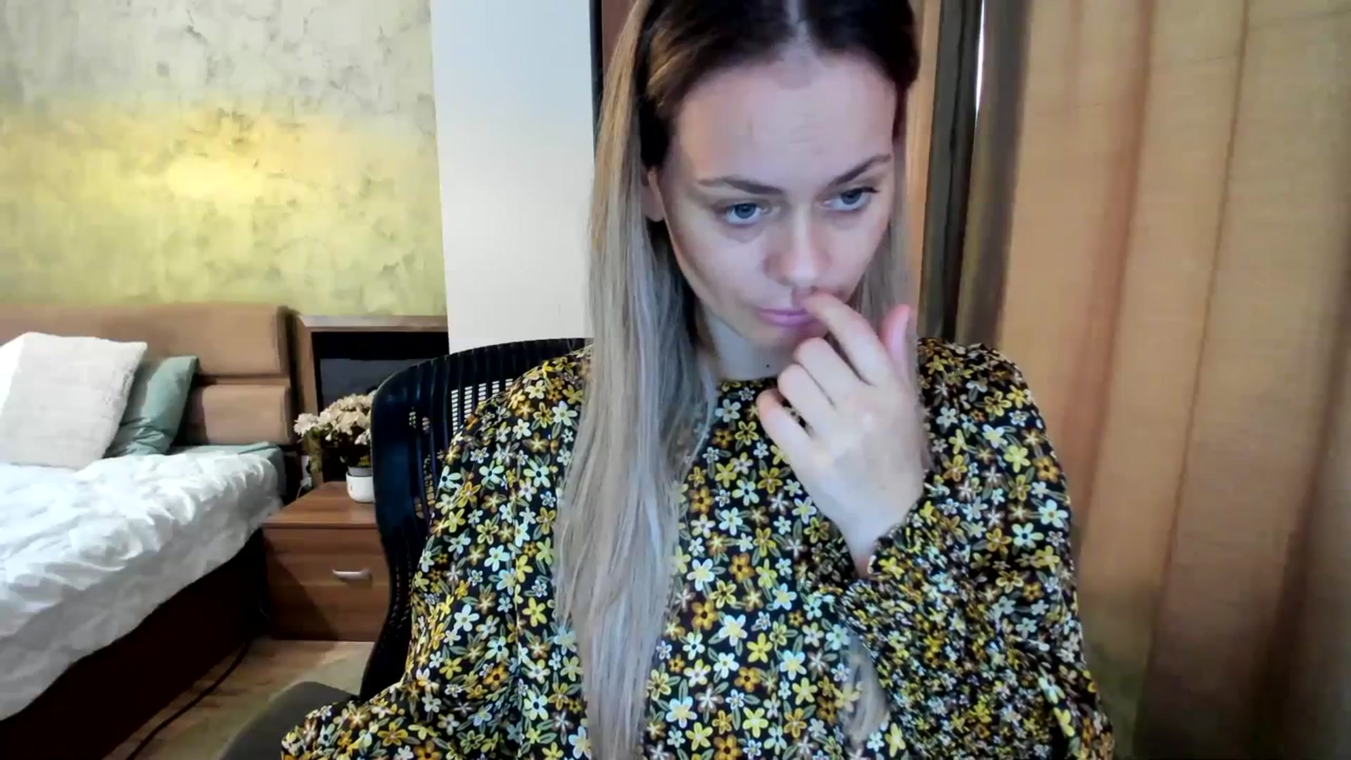 Gallery image thumbnail from DebraPaige's myfreecams stream on, 07/11/2023, 08:19 image 12 of 20