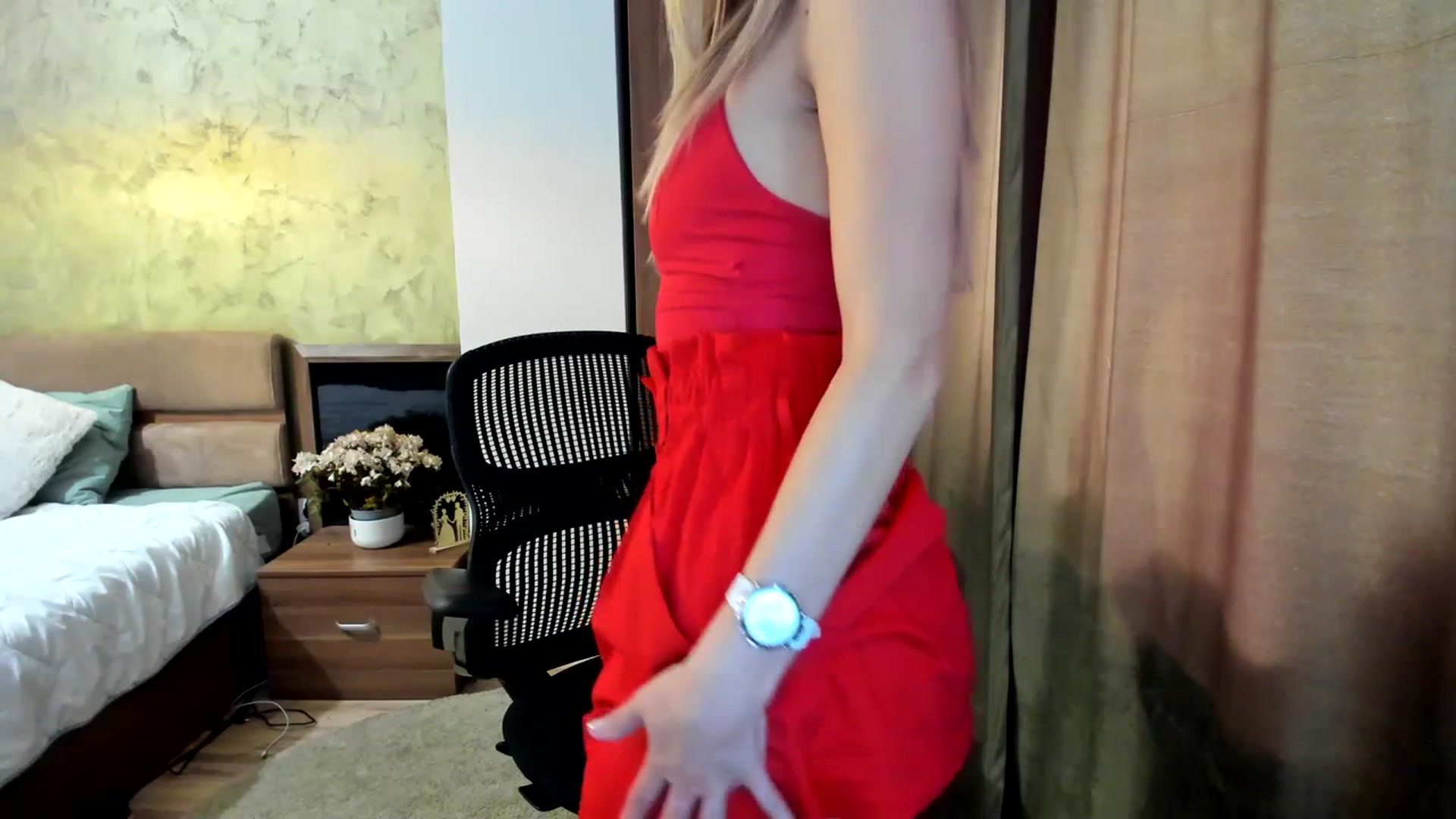 Gallery image thumbnail from DebraPaige's myfreecams stream on, 07/12/2023, 07:59 image 2 of 20