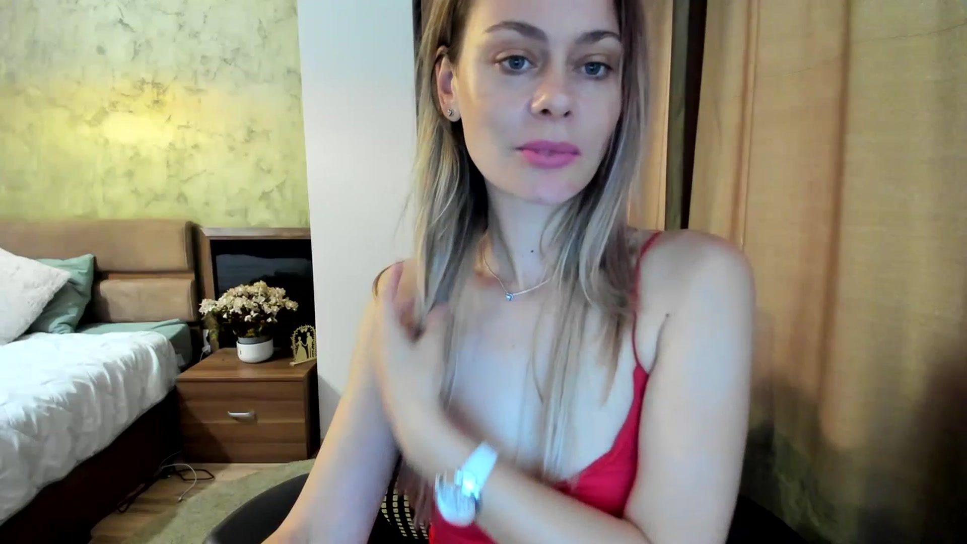 Gallery image thumbnail from DebraPaige's myfreecams stream on, 07/12/2023, 07:59 image 16 of 20