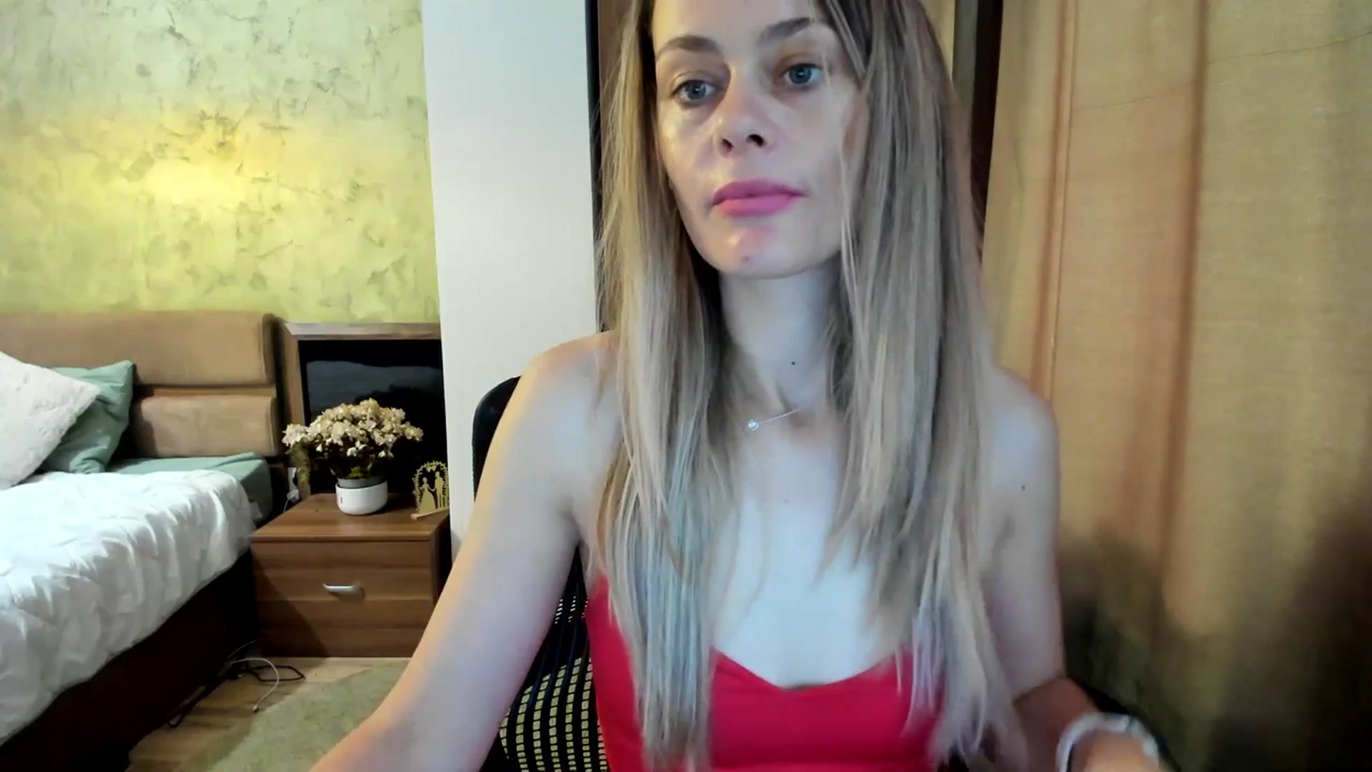 Gallery image thumbnail from DebraPaige's myfreecams stream on, 07/12/2023, 07:59 image 10 of 20