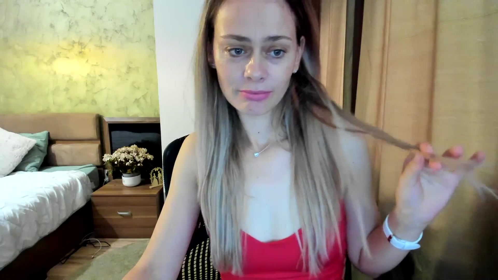 Gallery image thumbnail from DebraPaige's myfreecams stream on, 07/12/2023, 07:59 image 6 of 20