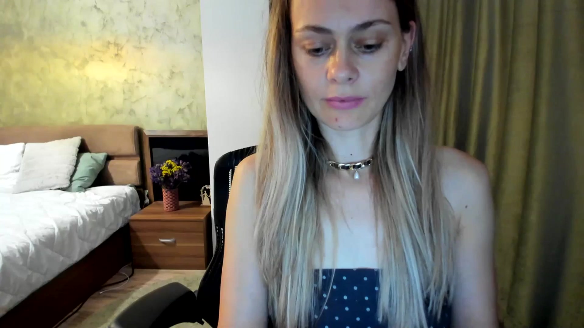Gallery image thumbnail from DebraPaige's myfreecams stream on, 07/13/2023, 11:27 image 13 of 20
