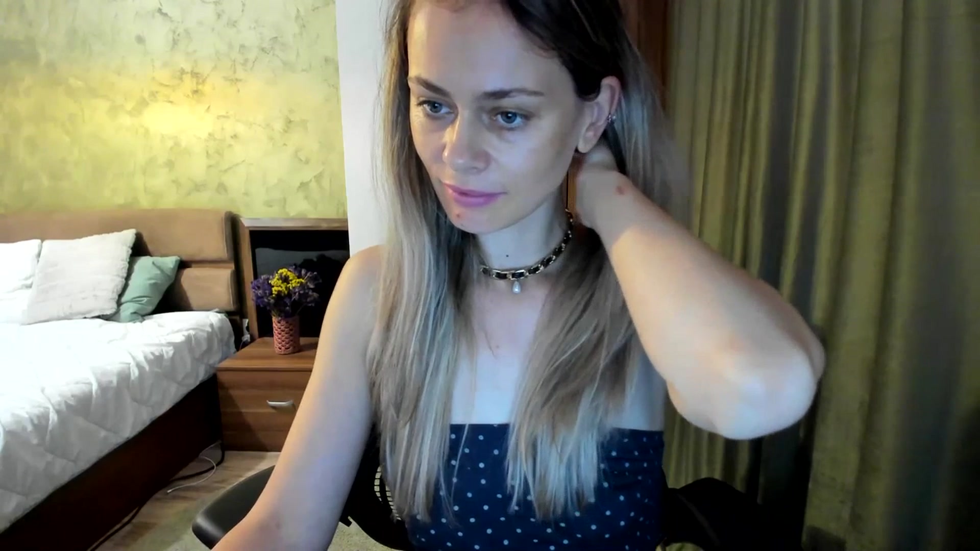 Gallery image thumbnail from DebraPaige's myfreecams stream on, 07/13/2023, 11:27 image 14 of 20