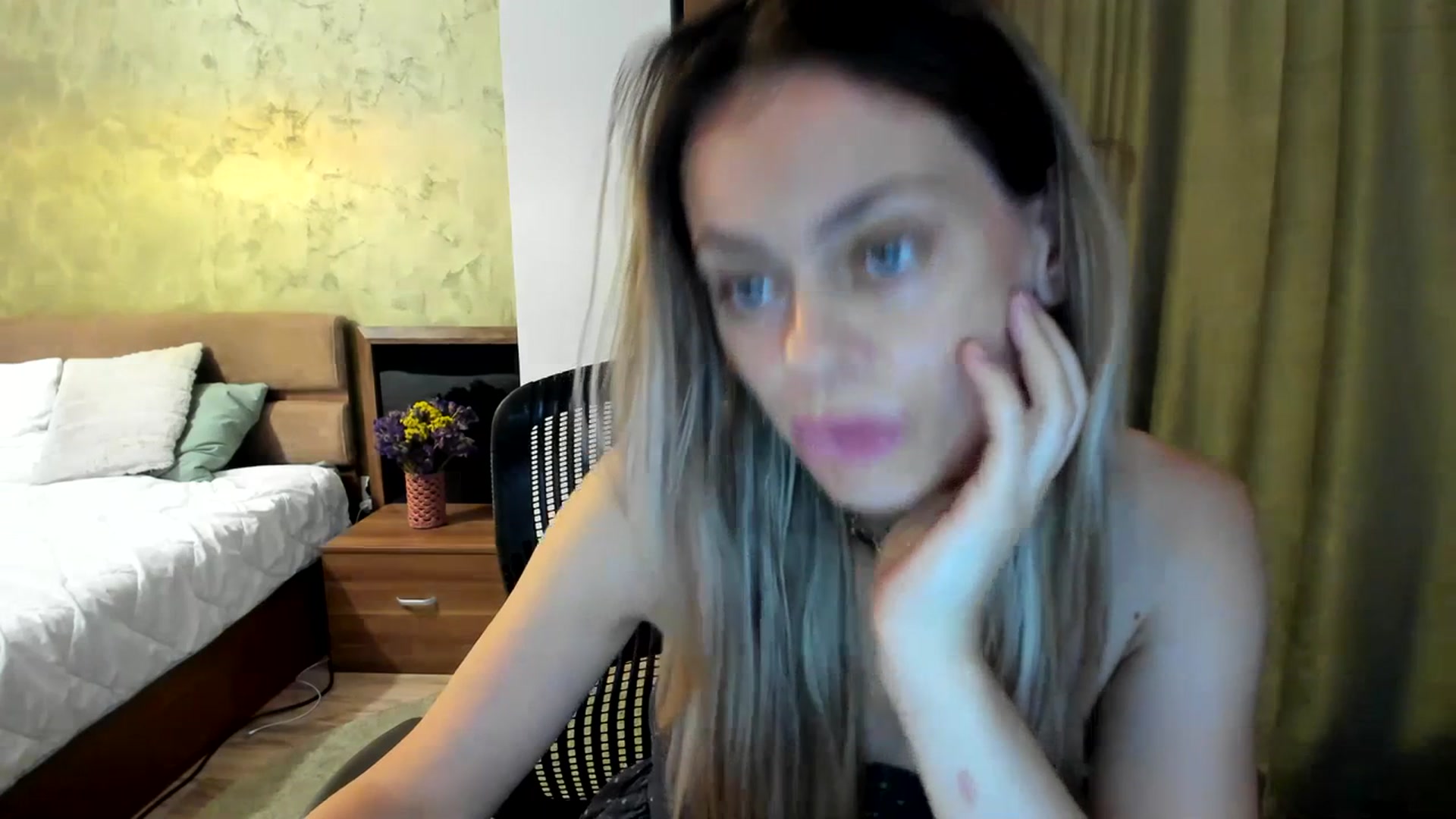 Gallery image thumbnail from DebraPaige's myfreecams stream on, 07/13/2023, 11:27 image 11 of 20