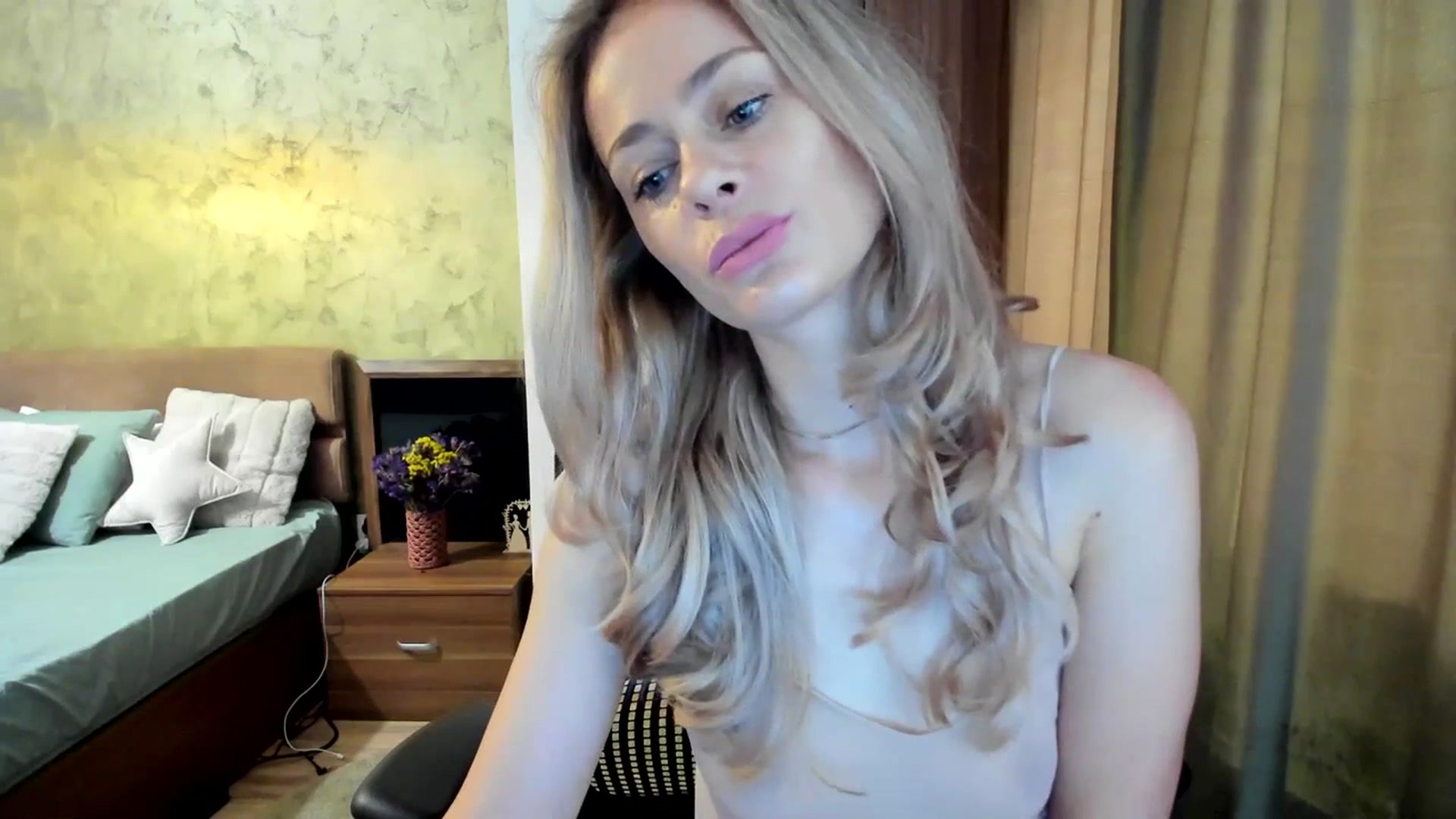 Gallery image thumbnail from DebraPaige's myfreecams stream on, 07/14/2023, 08:32 image 2 of 20