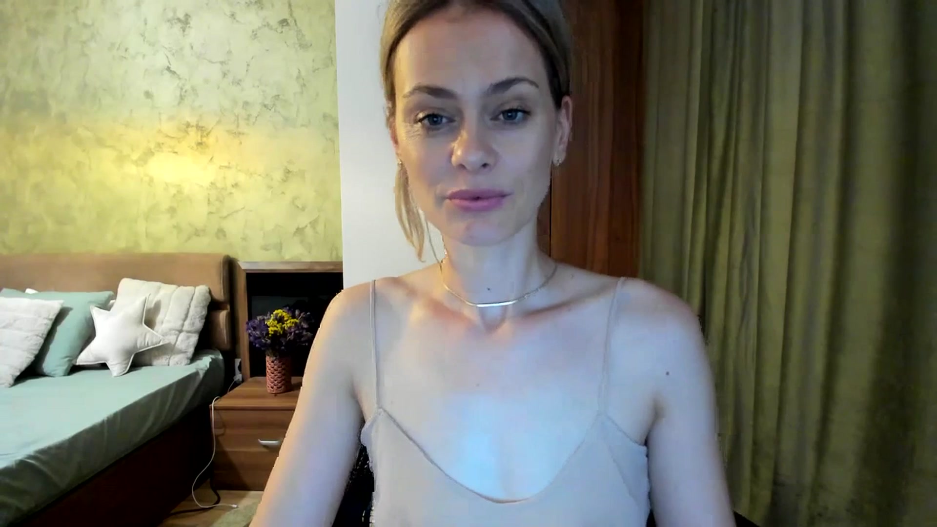 Gallery image thumbnail from DebraPaige's myfreecams stream on, 07/14/2023, 10:37 image 12 of 20