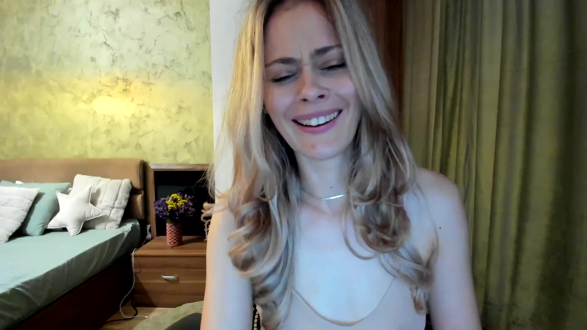 Gallery image thumbnail from DebraPaige's myfreecams stream on, 07/14/2023, 10:37 image 8 of 20