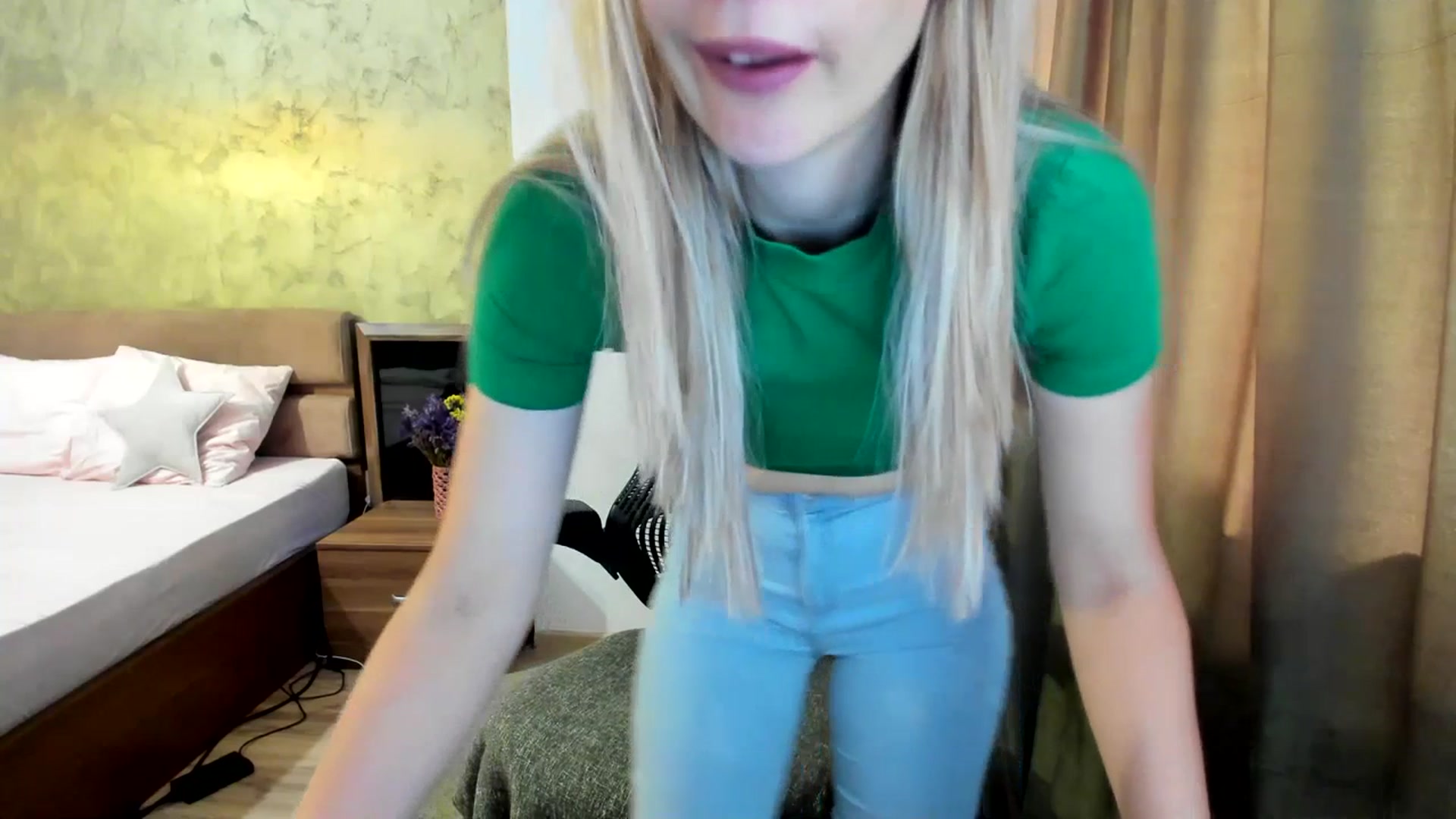Gallery image thumbnail from DebraPaige's myfreecams stream on, 07/18/2023, 07:09 image 2 of 20