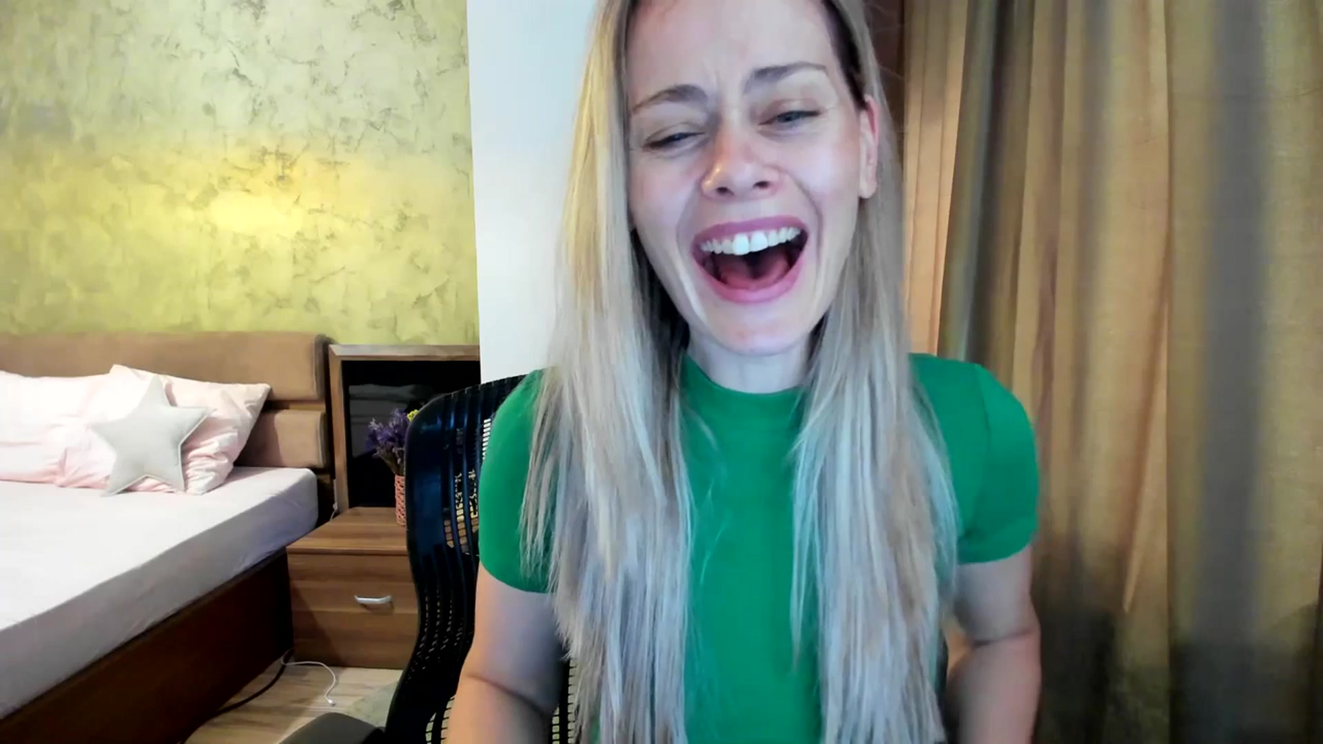 Gallery image thumbnail from DebraPaige's myfreecams stream on, 07/18/2023, 08:16 image 15 of 20
