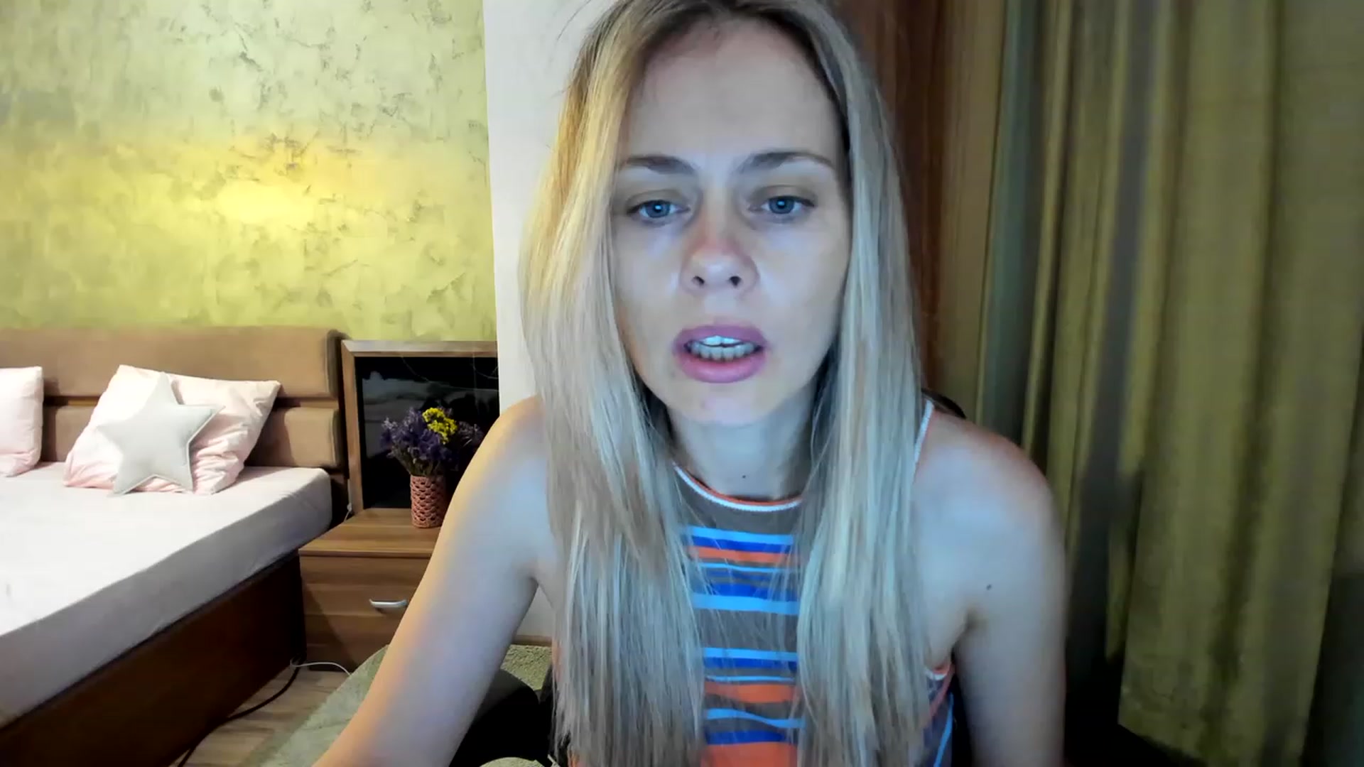 Gallery image thumbnail from DebraPaige's myfreecams stream on, 07/18/2023, 12:24 image 18 of 20