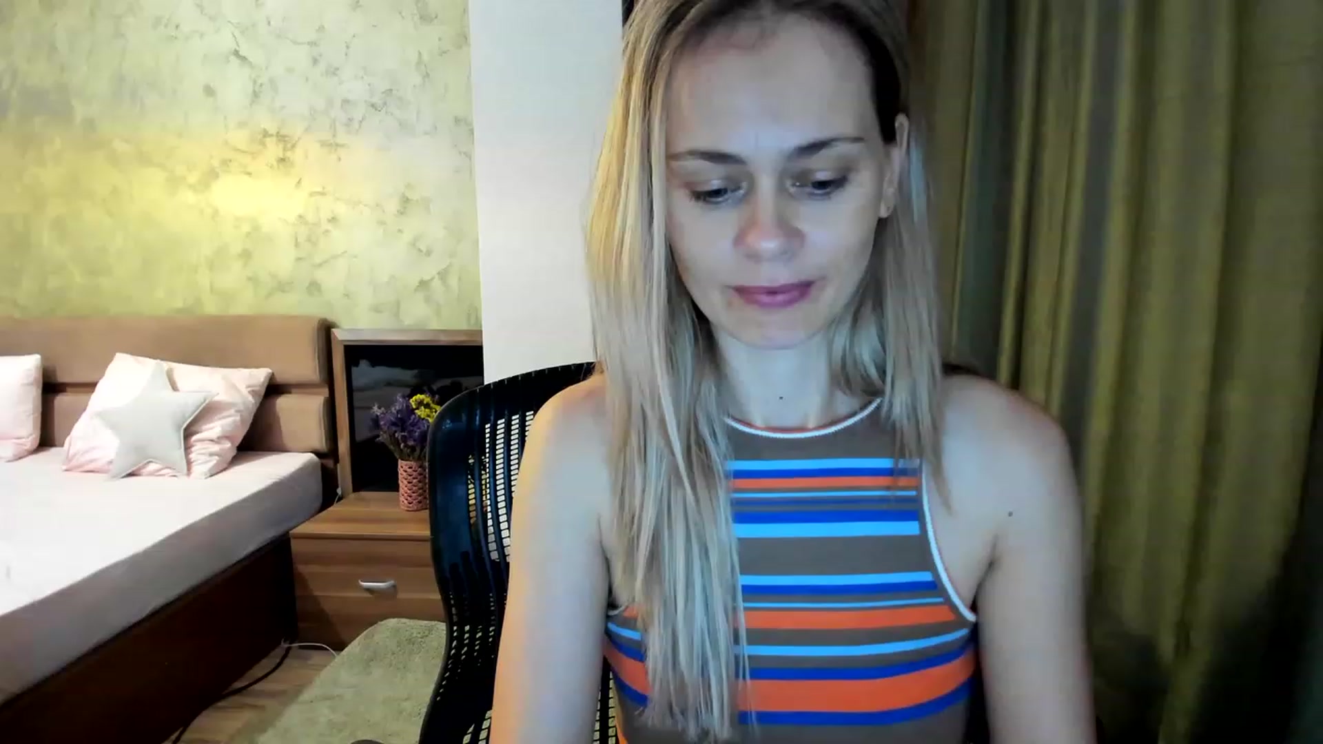 Gallery image thumbnail from DebraPaige's myfreecams stream on, 07/18/2023, 12:24 image 6 of 20