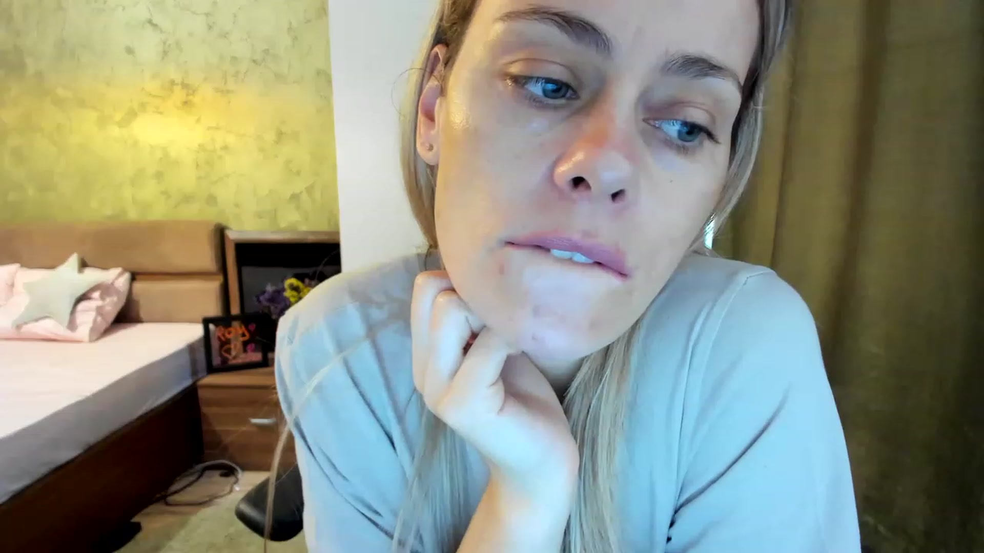Gallery image thumbnail from DebraPaige's myfreecams stream on, 07/20/2023, 10:11 image 4 of 20