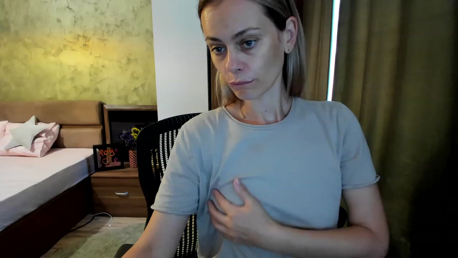 Gallery image thumbnail from DebraPaige's myfreecams stream on, 07/20/2023, 10:11 image 6 of 20