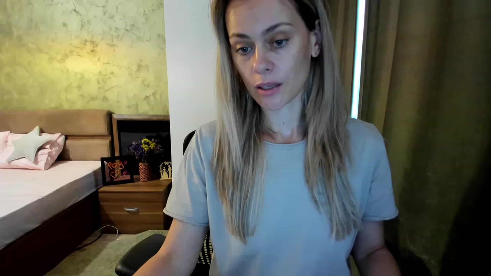 Gallery image thumbnail from DebraPaige's myfreecams stream on, 07/20/2023, 10:11 image 18 of 20