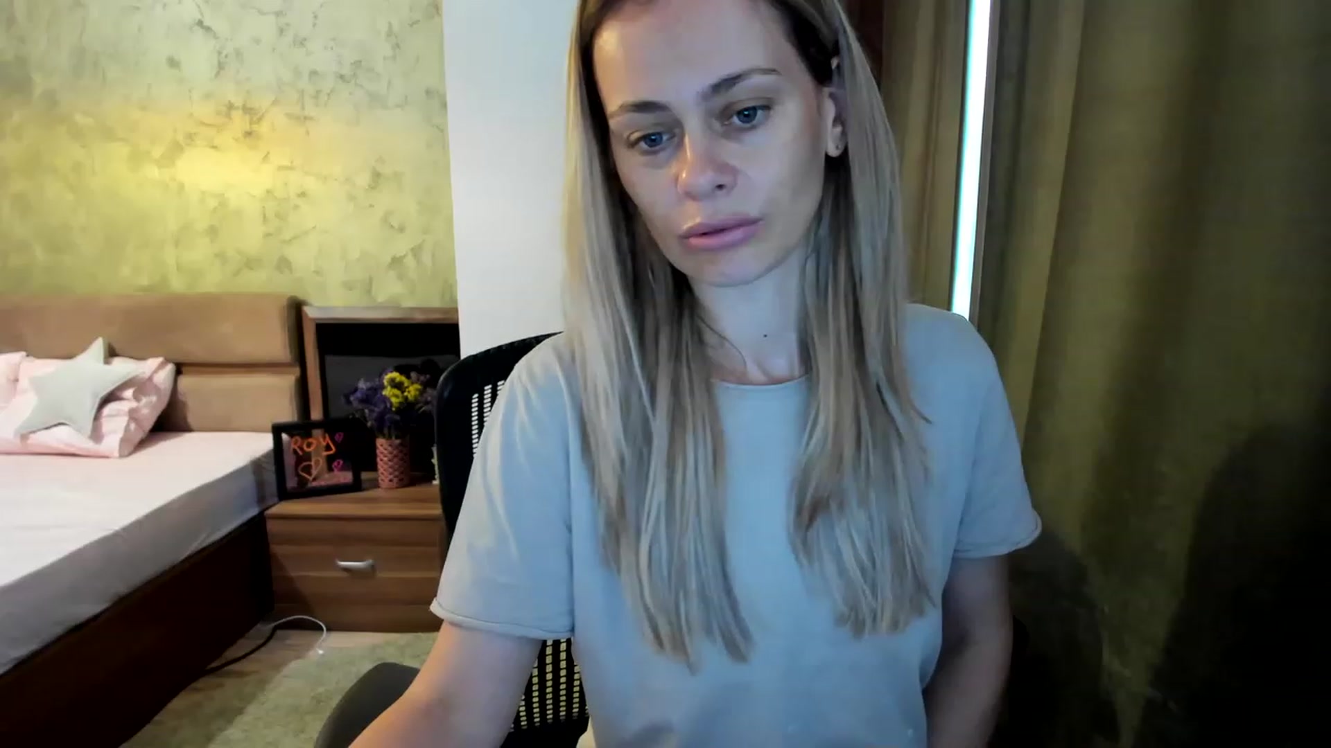 Gallery image thumbnail from DebraPaige's myfreecams stream on, 07/20/2023, 10:11 image 14 of 20