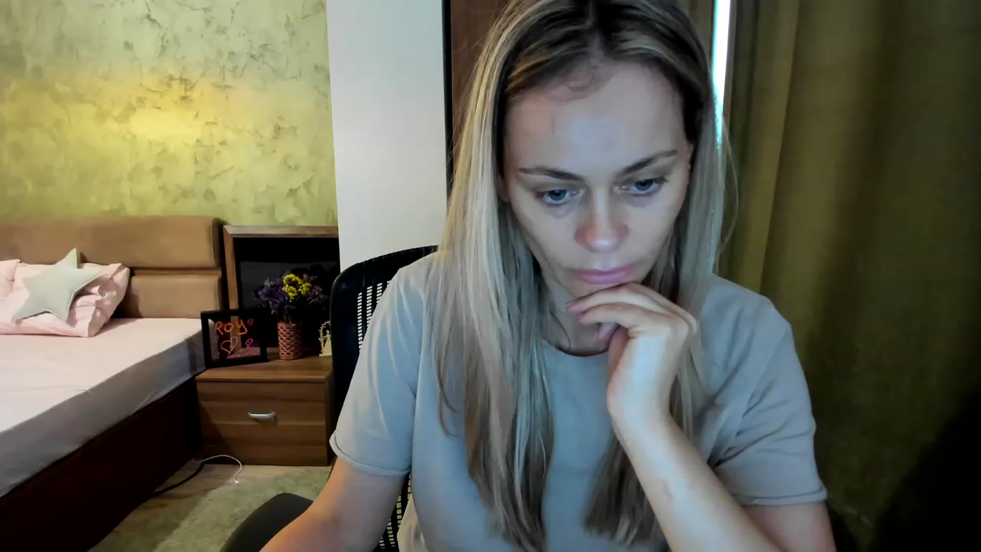 Gallery image thumbnail from DebraPaige's myfreecams stream on, 07/20/2023, 10:11 image 13 of 20