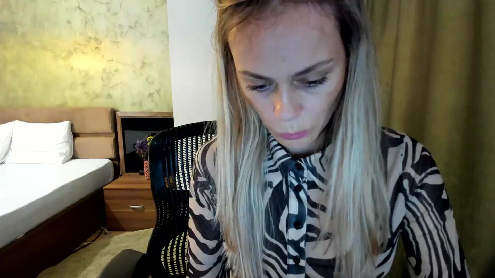 Gallery image thumbnail from DebraPaige's myfreecams stream on, 08/07/2023, 14:22 image 15 of 20