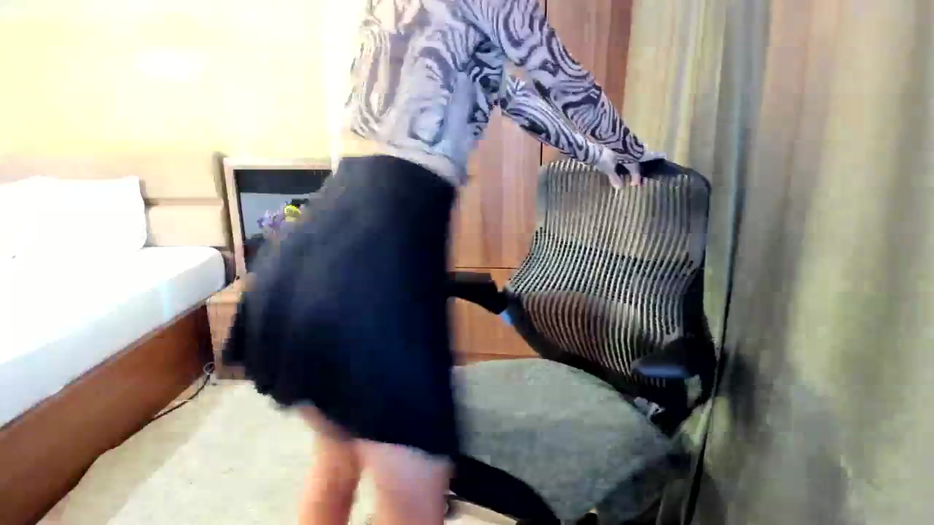 Gallery image thumbnail from DebraPaige's myfreecams stream on, 08/07/2023, 16:27 image 4 of 20