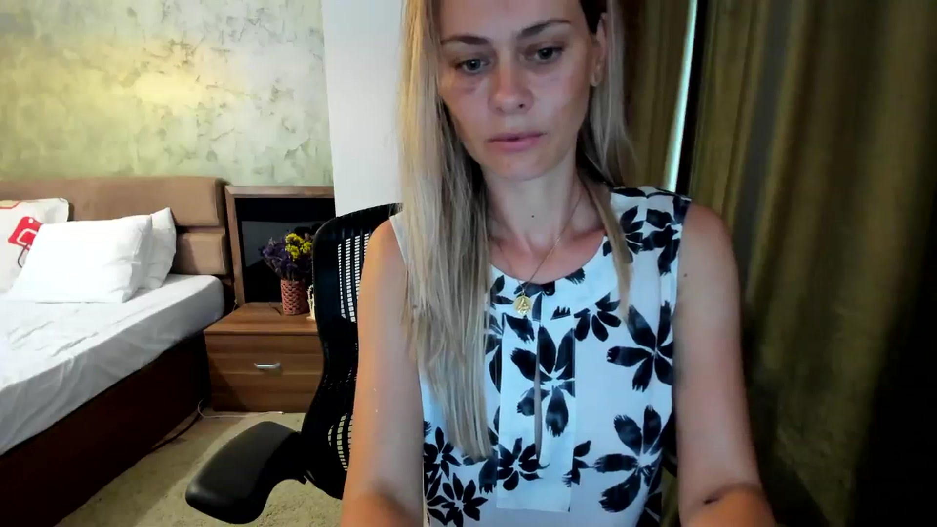 Gallery image thumbnail from DebraPaige's myfreecams stream on, 08/10/2023, 07:50 image 5 of 20