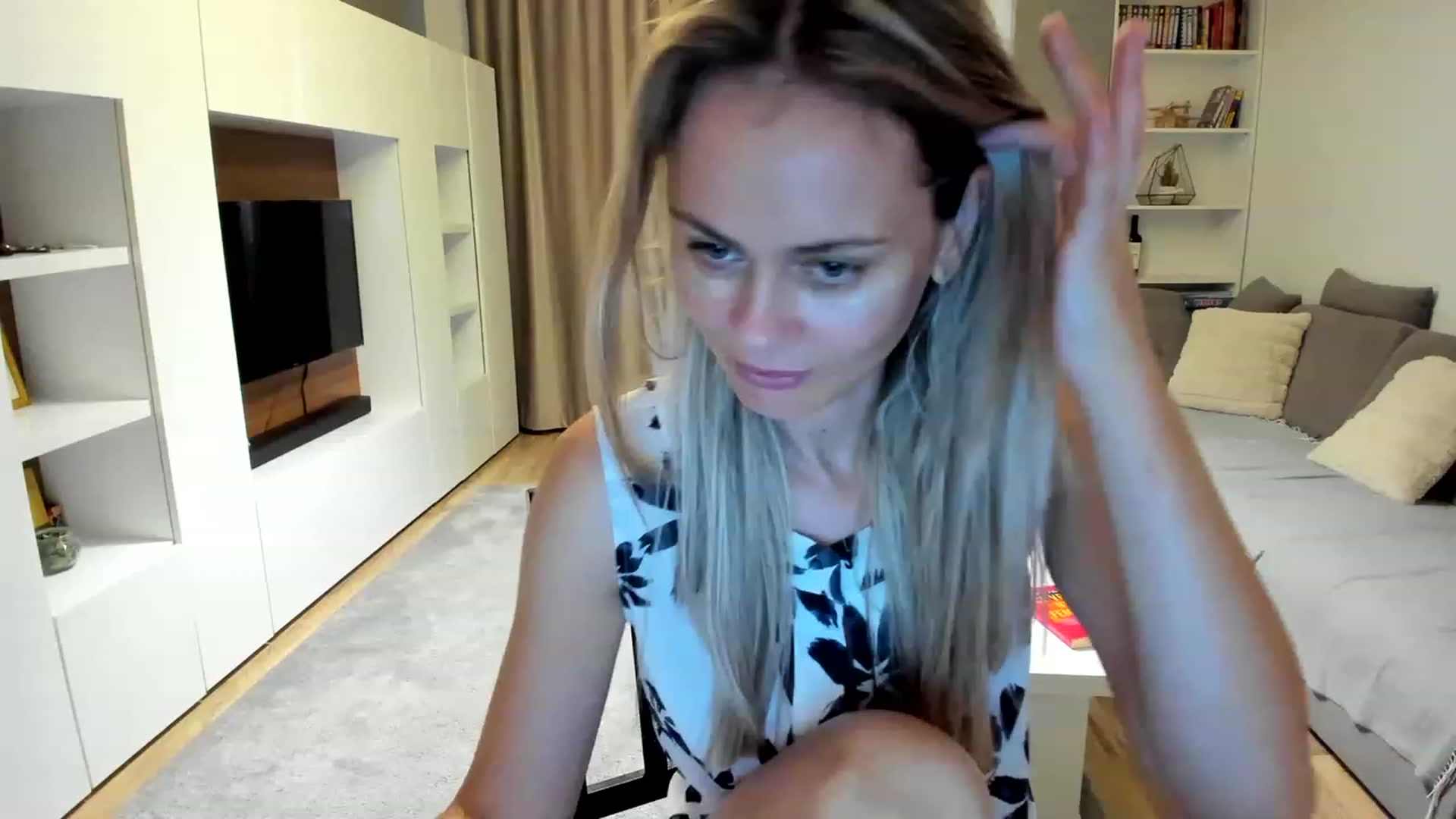 Gallery image thumbnail from DebraPaige's myfreecams stream on, 08/12/2023, 12:28 image 13 of 20