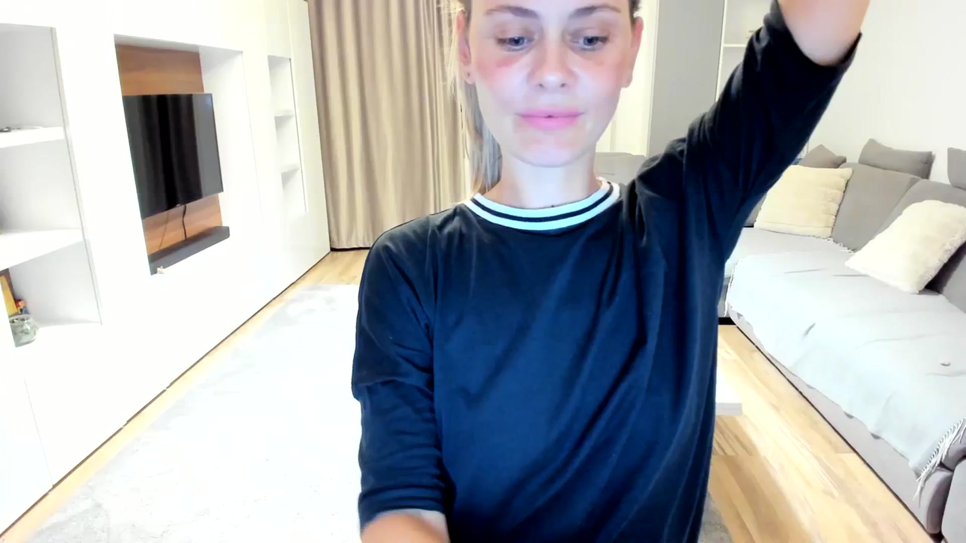 Gallery image thumbnail from DebraPaige's myfreecams stream on, 08/12/2023, 18:52 image 17 of 20
