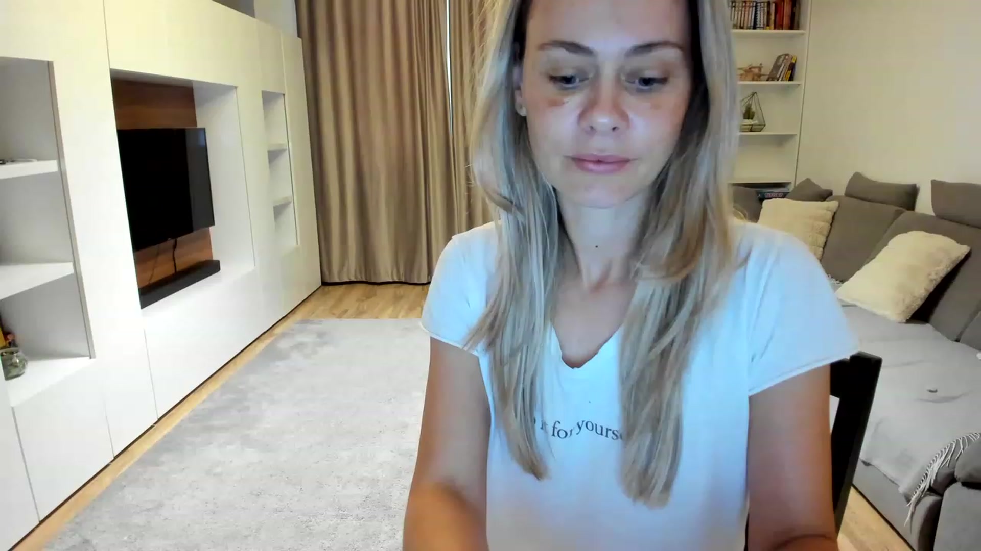 Gallery image thumbnail from DebraPaige's myfreecams stream on, 08/13/2023, 08:58 image 5 of 20