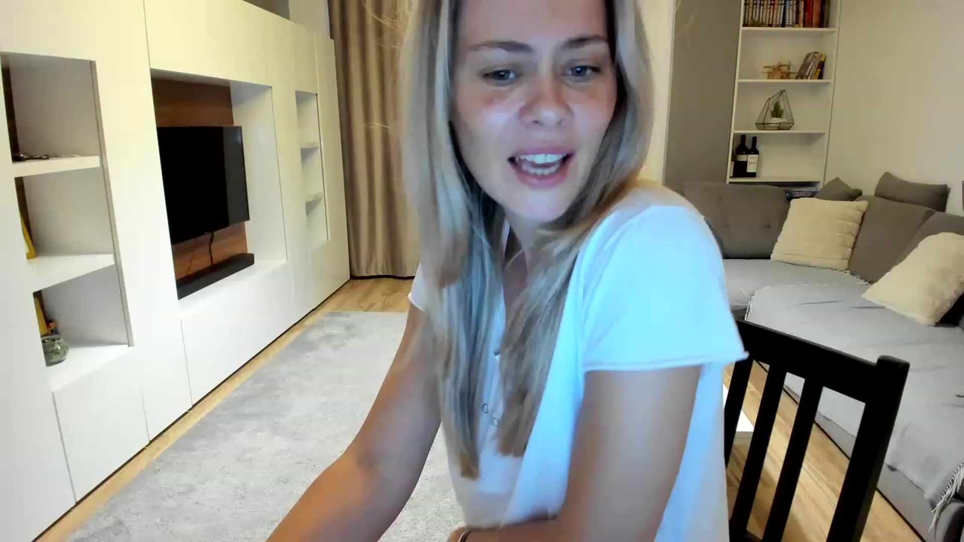 Gallery image thumbnail from DebraPaige's myfreecams stream on, 08/13/2023, 08:58 image 13 of 20