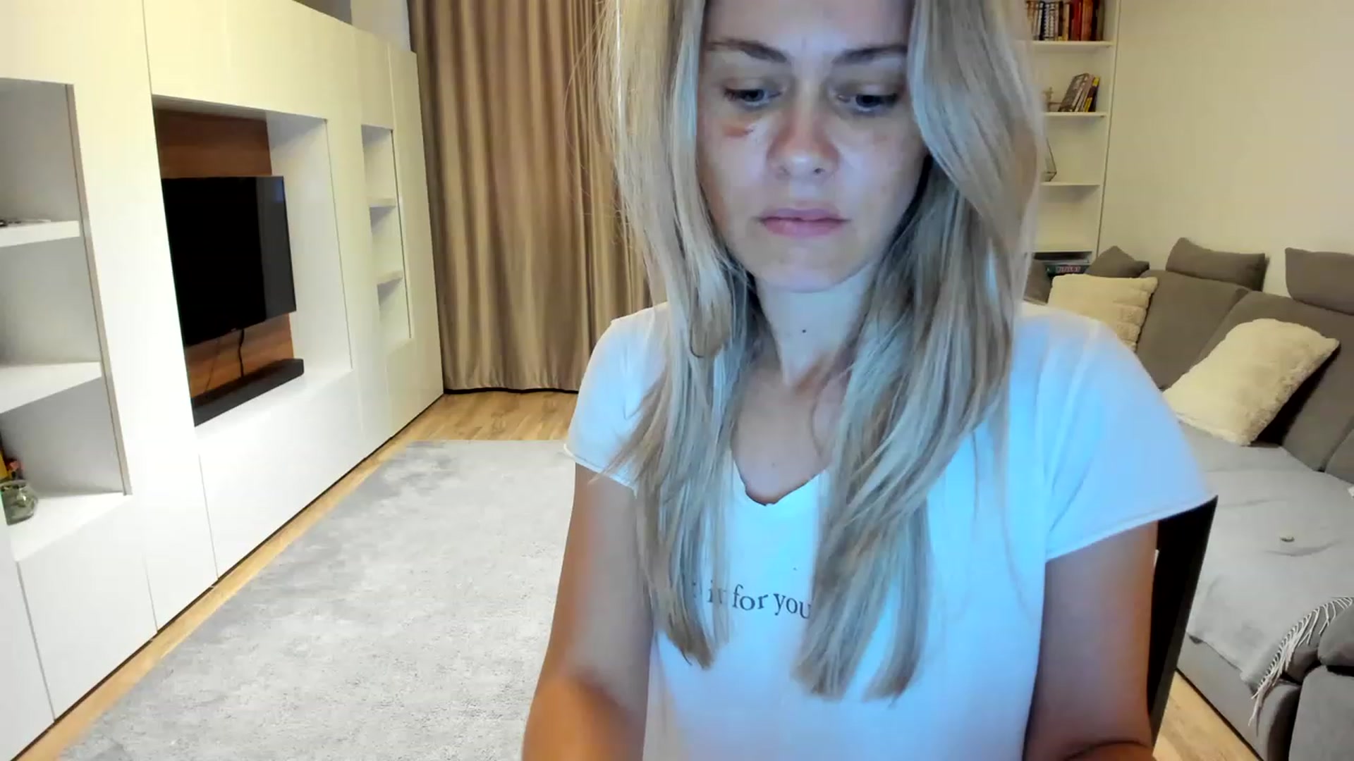 Gallery image thumbnail from DebraPaige's myfreecams stream on, 08/13/2023, 08:58 image 6 of 20