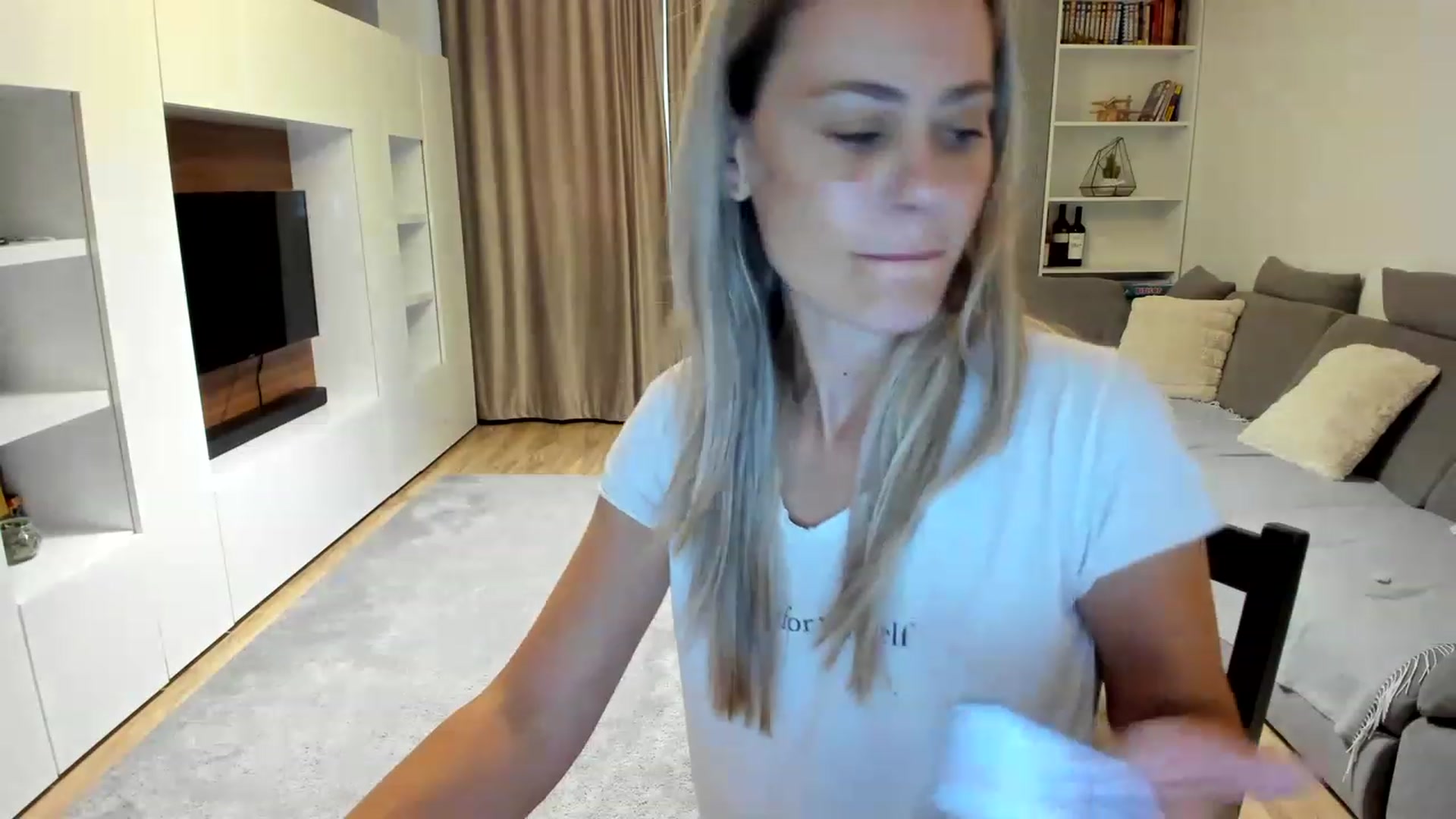 Gallery image thumbnail from DebraPaige's myfreecams stream on, 08/13/2023, 08:58 image 3 of 20