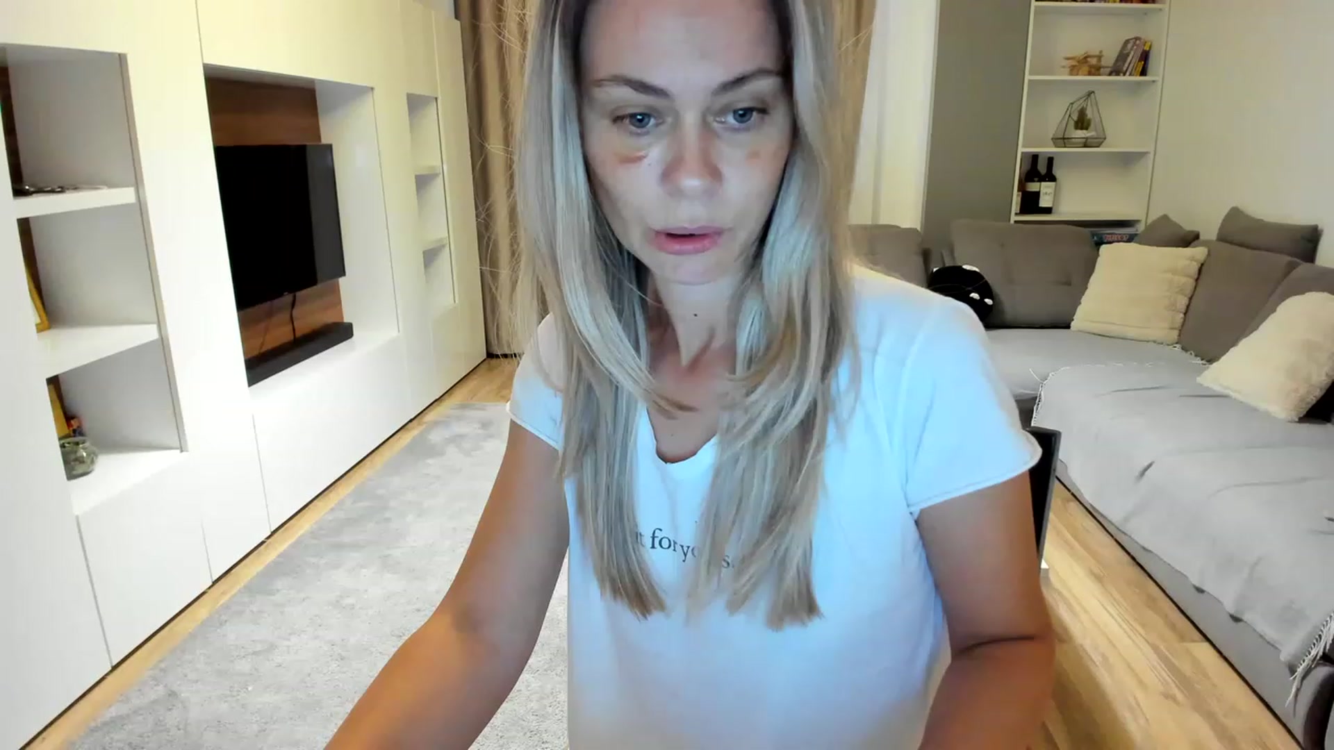Gallery image thumbnail from DebraPaige's myfreecams stream on, 08/13/2023, 08:58 image 18 of 20
