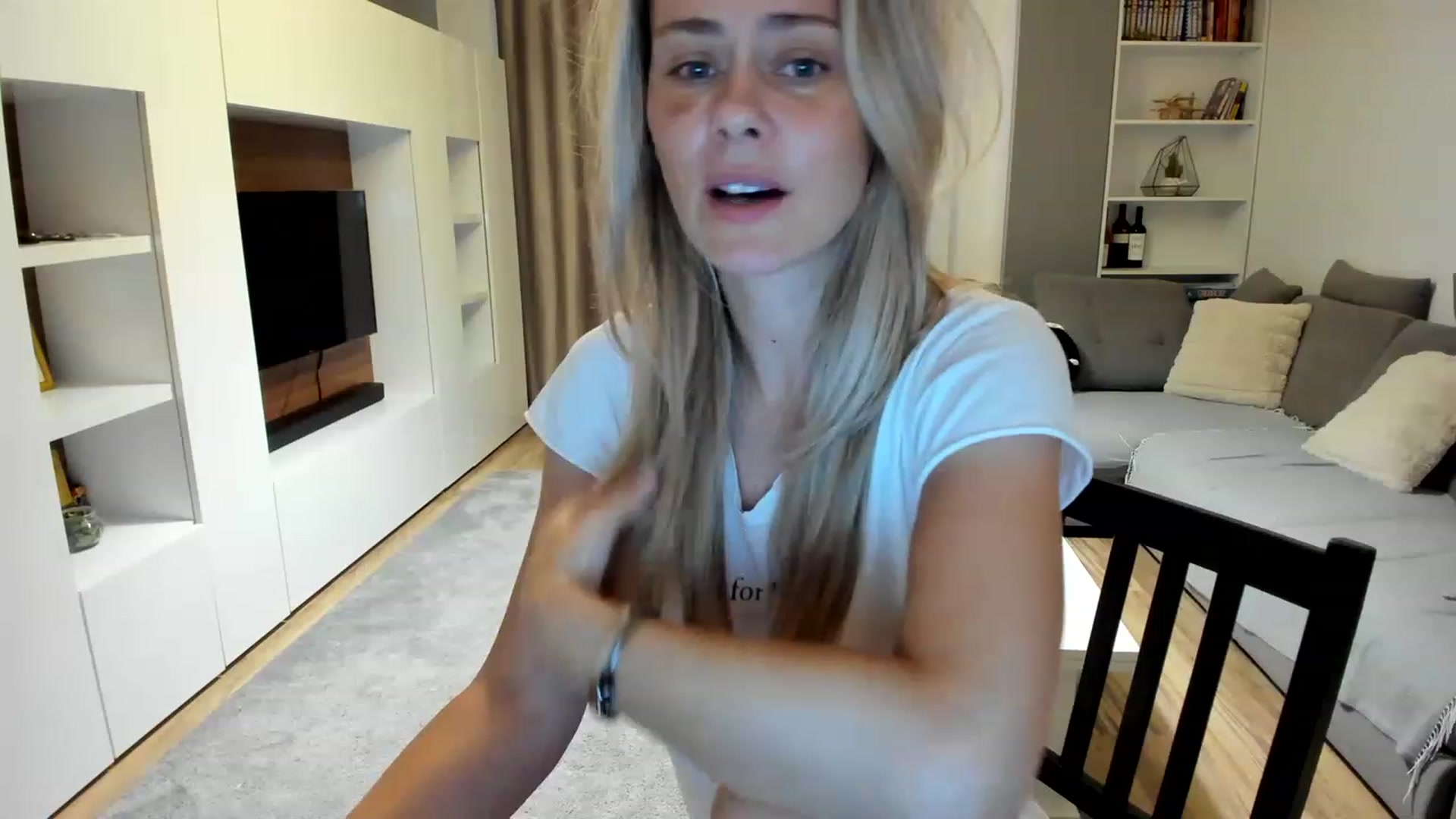 Gallery image thumbnail from DebraPaige's myfreecams stream on, 08/13/2023, 08:58 image 11 of 20