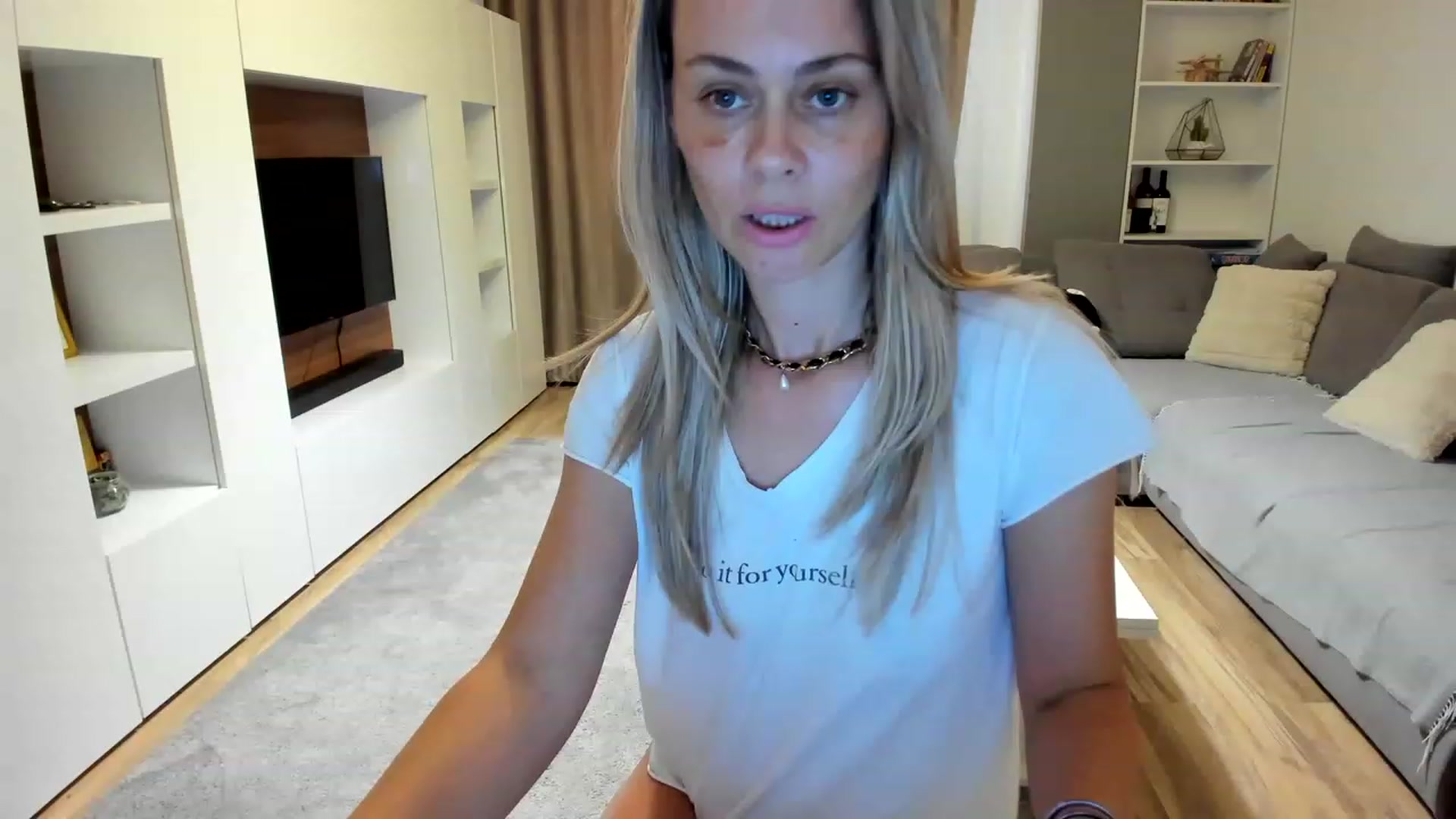 Gallery image thumbnail from DebraPaige's myfreecams stream on, 08/13/2023, 14:12 image 8 of 20
