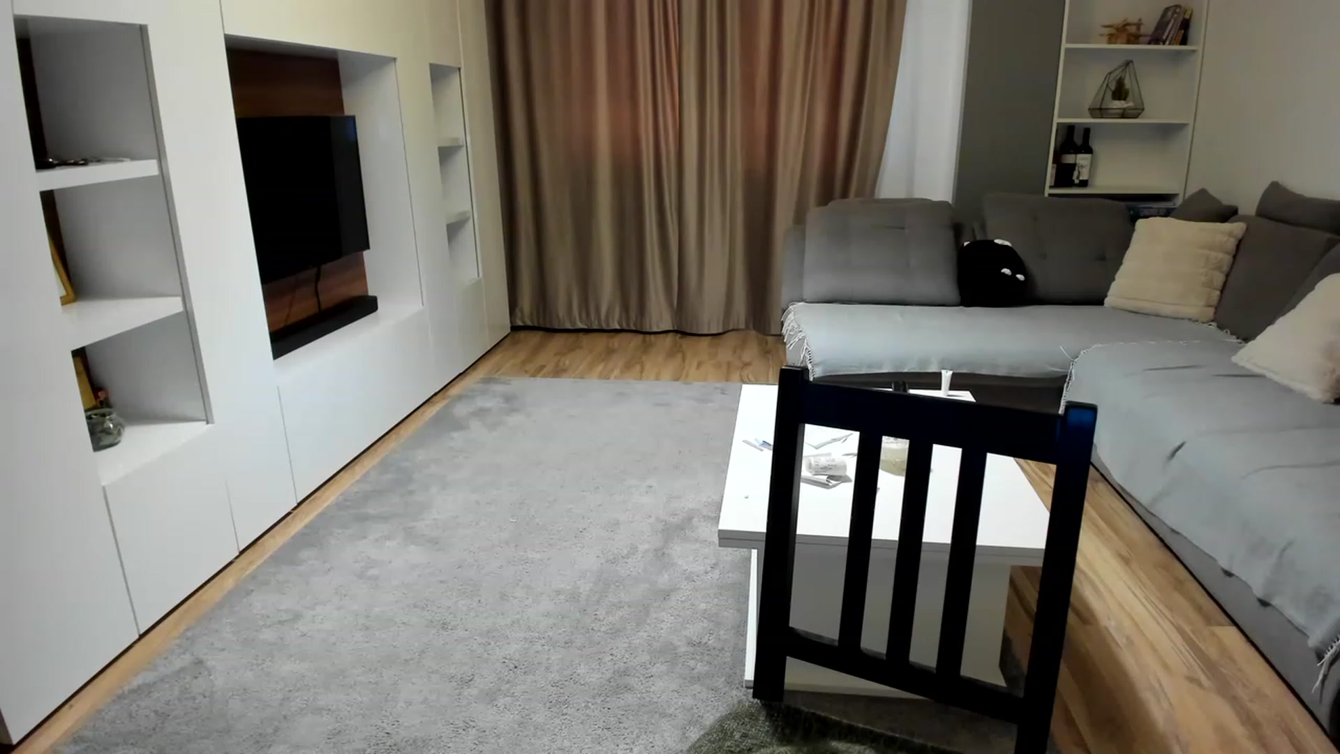 Gallery image thumbnail from DebraPaige's myfreecams stream on, 08/13/2023, 15:39 image 8 of 20