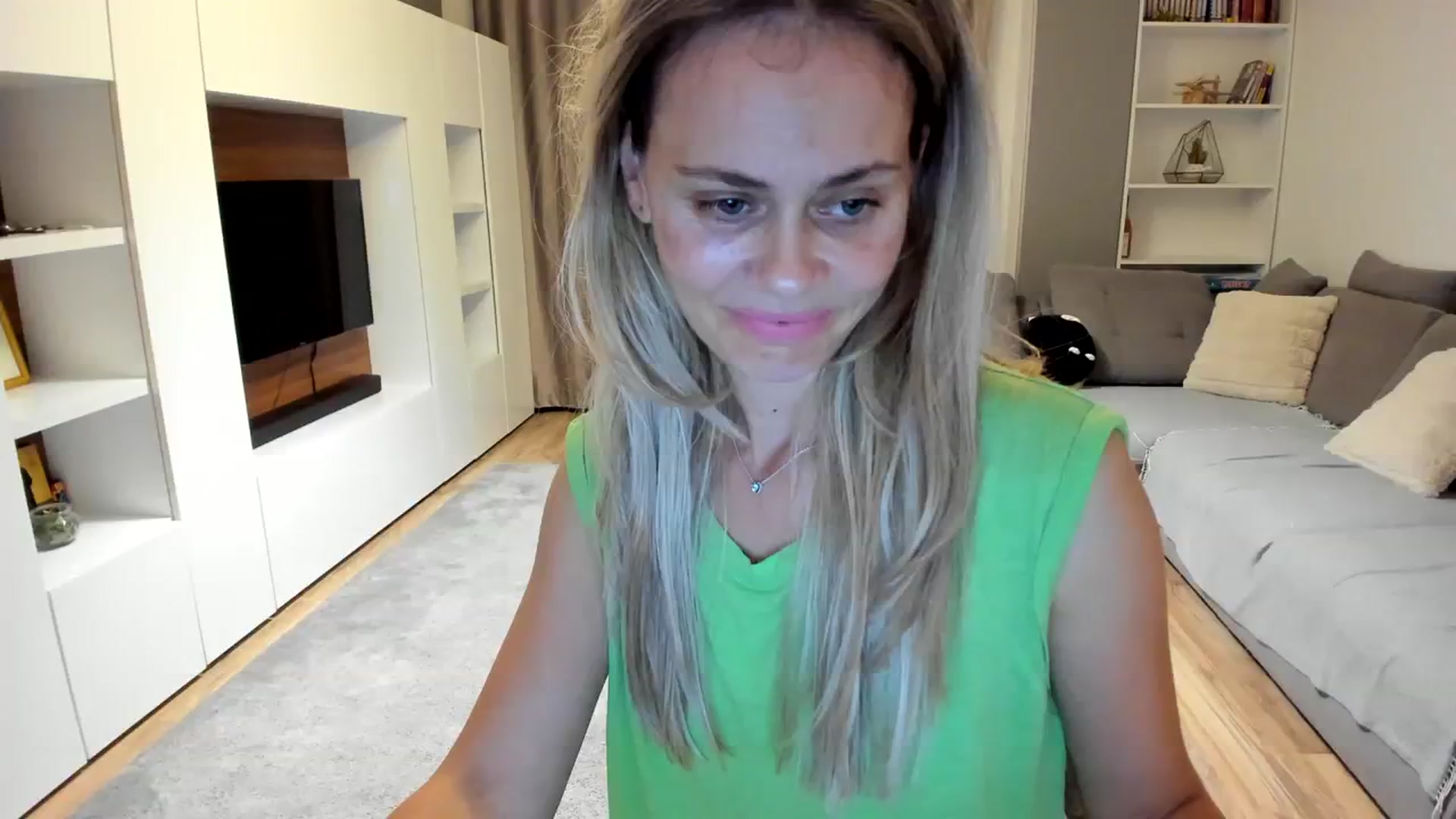 Gallery image thumbnail from DebraPaige's myfreecams stream on, 08/14/2023, 17:23 image 17 of 20