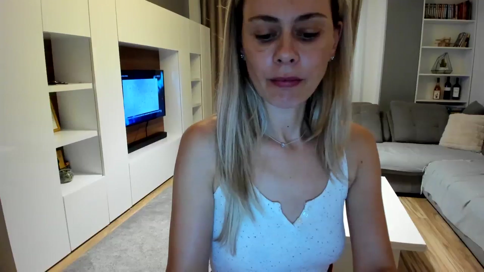 Gallery image thumbnail from DebraPaige's myfreecams stream on, 08/17/2023, 09:29 image 6 of 20