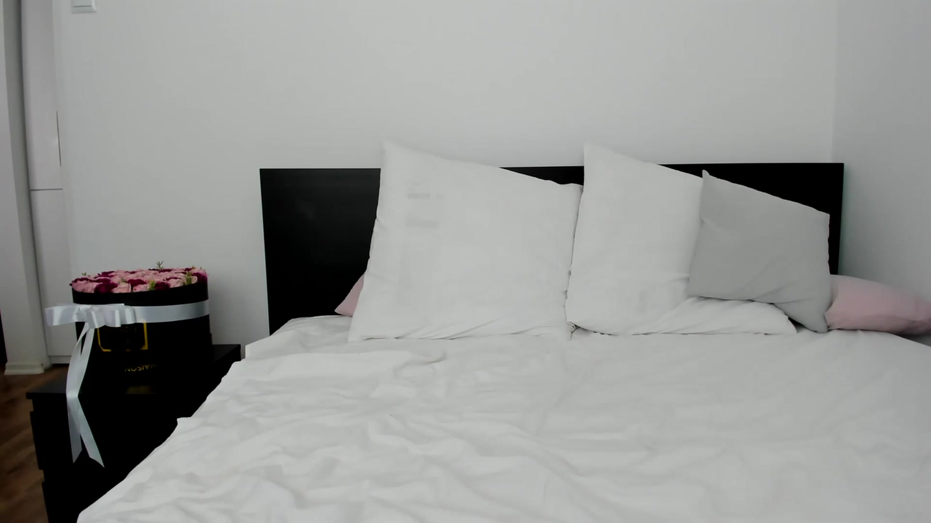 Gallery image thumbnail from DebraPaige's myfreecams stream on, 08/29/2023, 09:41 image 4 of 20