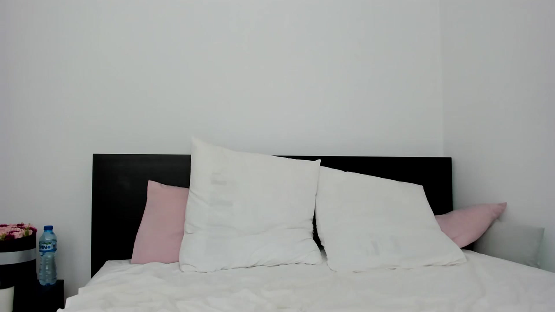 Gallery image thumbnail from DebyPaige's myfreecams stream on, 09/01/2023, 10:07 image 6 of 20