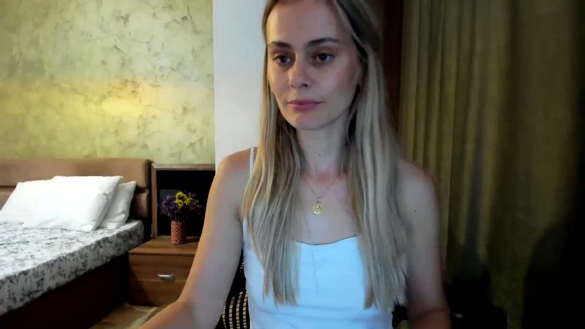 Gallery image thumbnail from DebyPaige's myfreecams stream on, 09/02/2023, 13:18 image 18 of 20