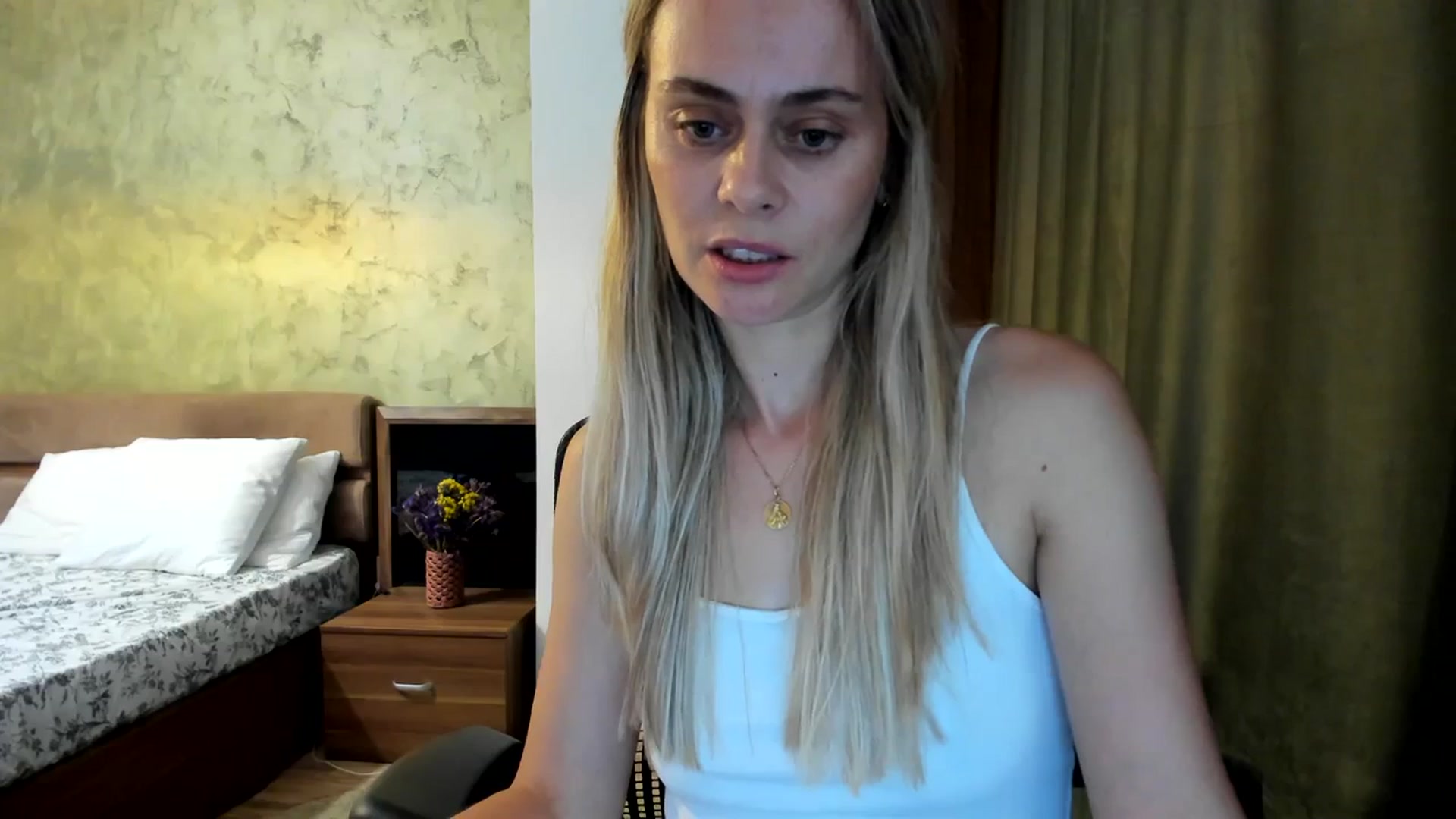 Gallery image thumbnail from DebyPaige's myfreecams stream on, 09/02/2023, 13:18 image 16 of 20