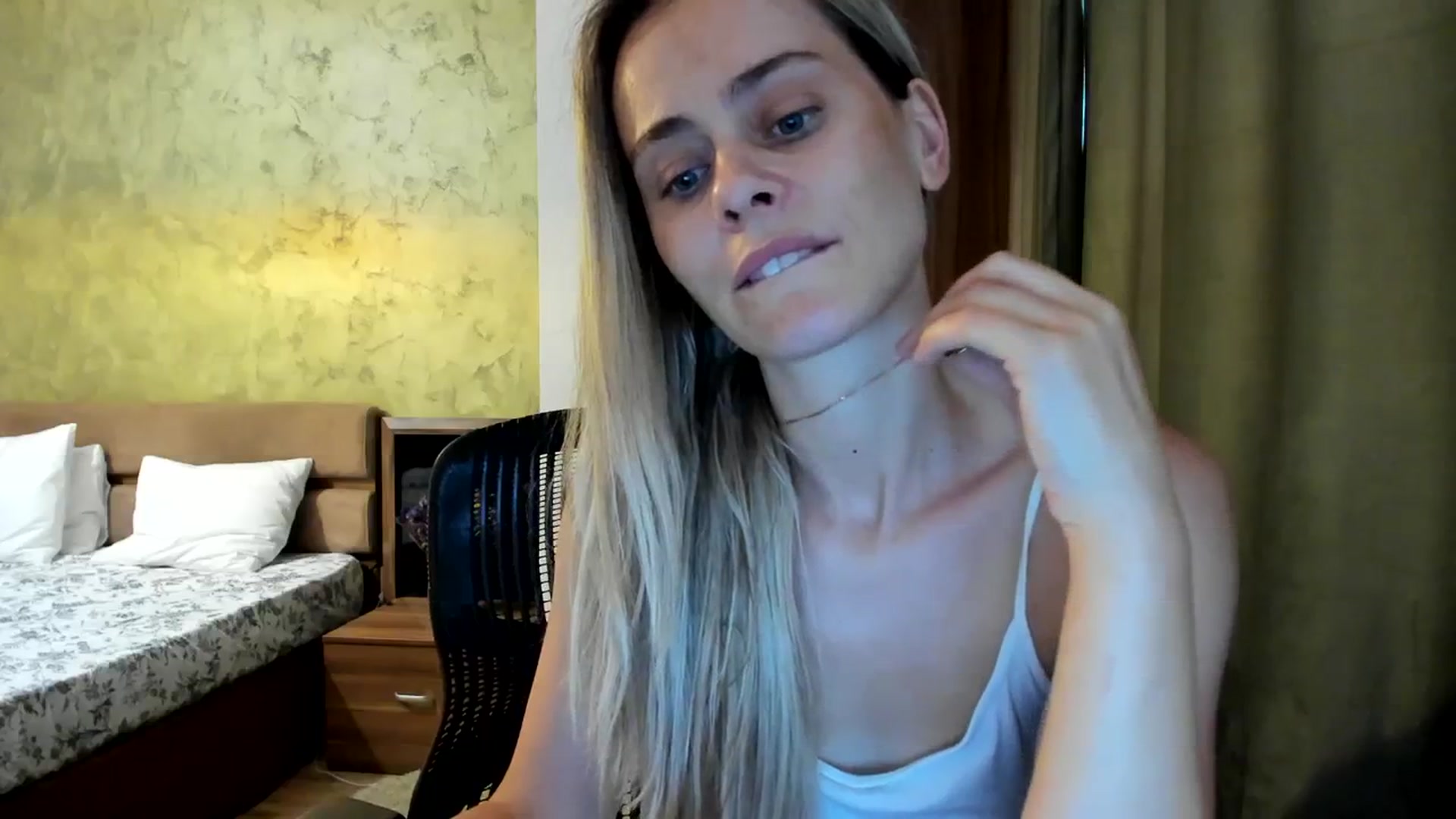 Gallery image thumbnail from DebyPaige's myfreecams stream on, 09/03/2023, 10:21 image 19 of 20