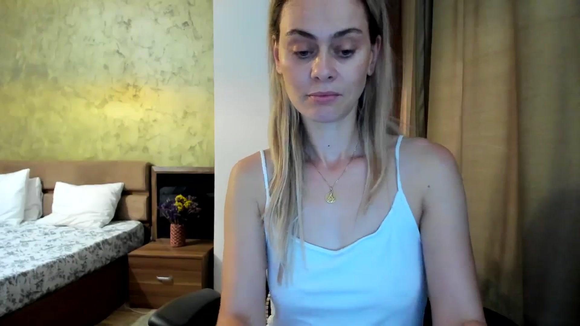 Gallery image thumbnail from DebyPaige's myfreecams stream on, 09/03/2023, 10:21 image 11 of 20