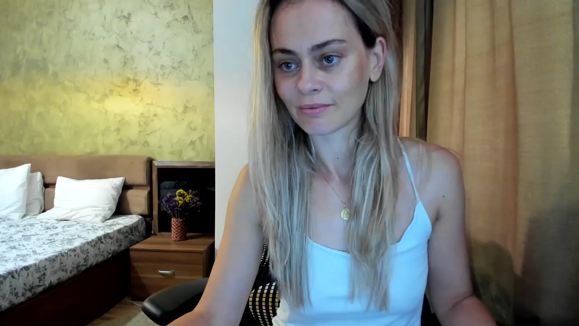 Gallery image thumbnail from DebyPaige's myfreecams stream on, 09/03/2023, 10:21 image 7 of 20