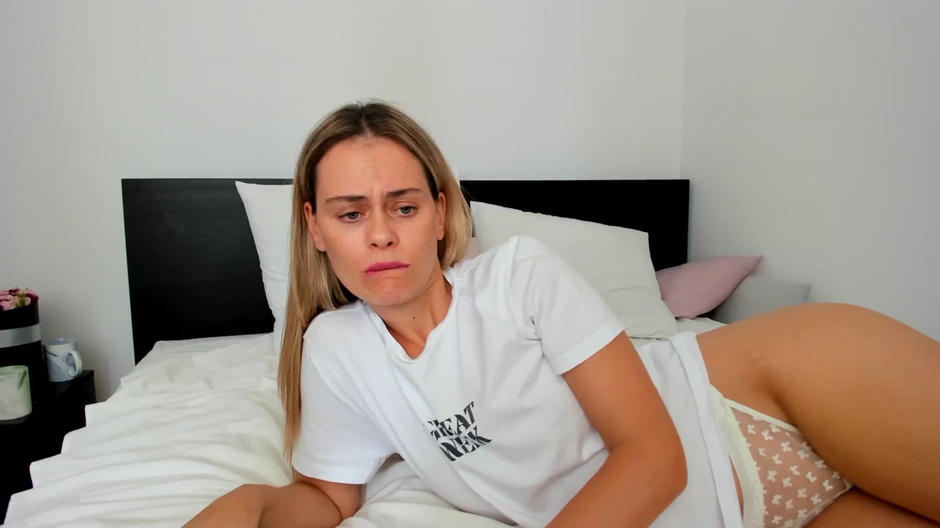 Gallery image thumbnail from DebyPaige's myfreecams stream on, 09/05/2023, 10:58 image 5 of 20