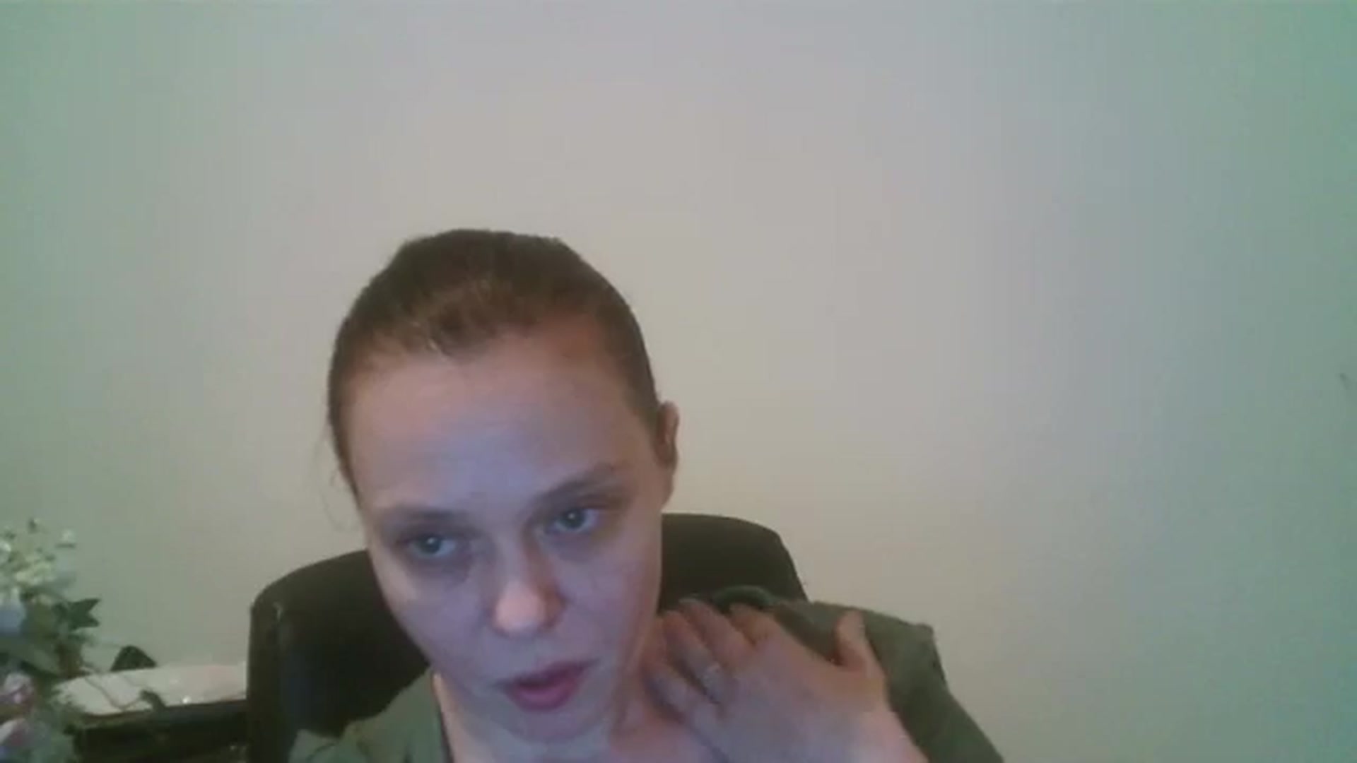 Gallery image thumbnail from DecayedAngel's myfreecams stream on, 08/03/2024, 18:16 image 8 of 20