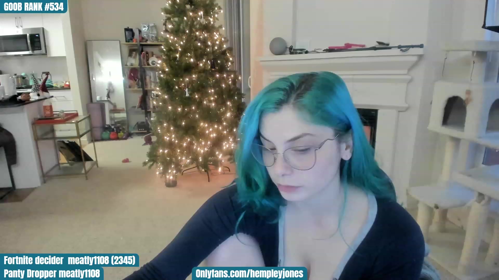 Gallery image thumbnail from DeckyourBalls's myfreecams stream on, 12/02/2022, 24:35 image 11 of 20